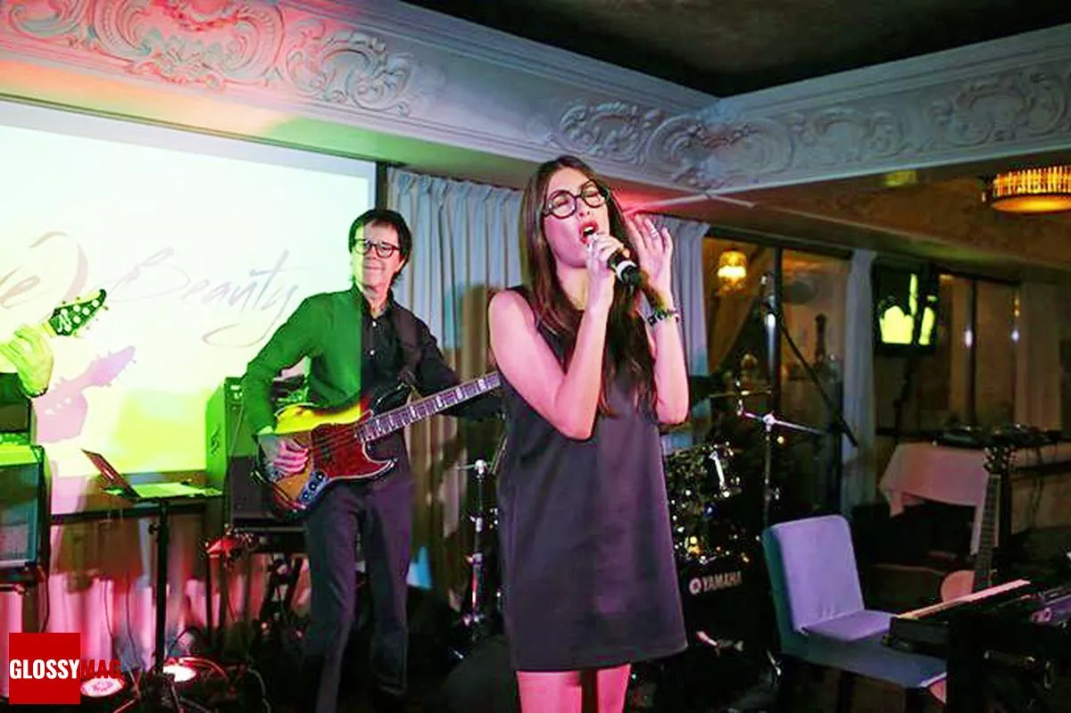 Кети Топурия и группа A’STUDIO на праздновании 2-летия Love2Beauty.ru в EMPORIO CAFE, 20 ноября 2014 г., фото 2