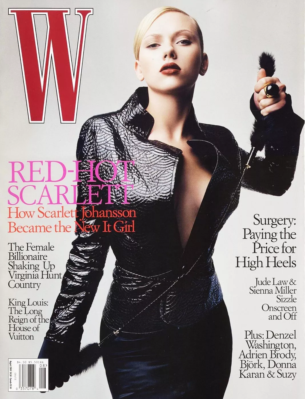 W magazine. Скарлетт Йоханссон рост. Журнал Скарлет. Scarlet Diva. Jude Law Sienna Miller.