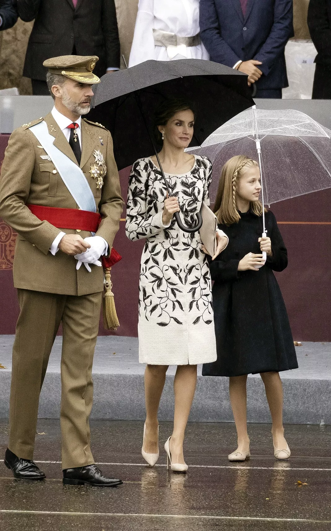 Король Филипп VI, Королева Летиция на военном параде в честь Национального дня в Мадриде, 12 октября 2016 г.