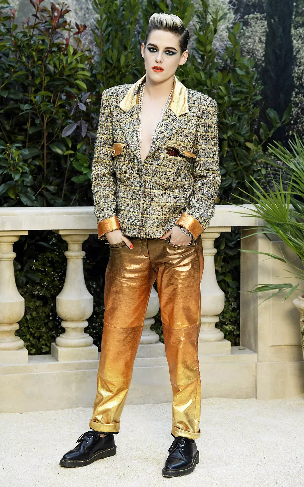 Кристен Стюарт на показе Chanel Haute Couture Весна-лето 2019 в рамках Парижской Недели моды, 22 января 2019 г.