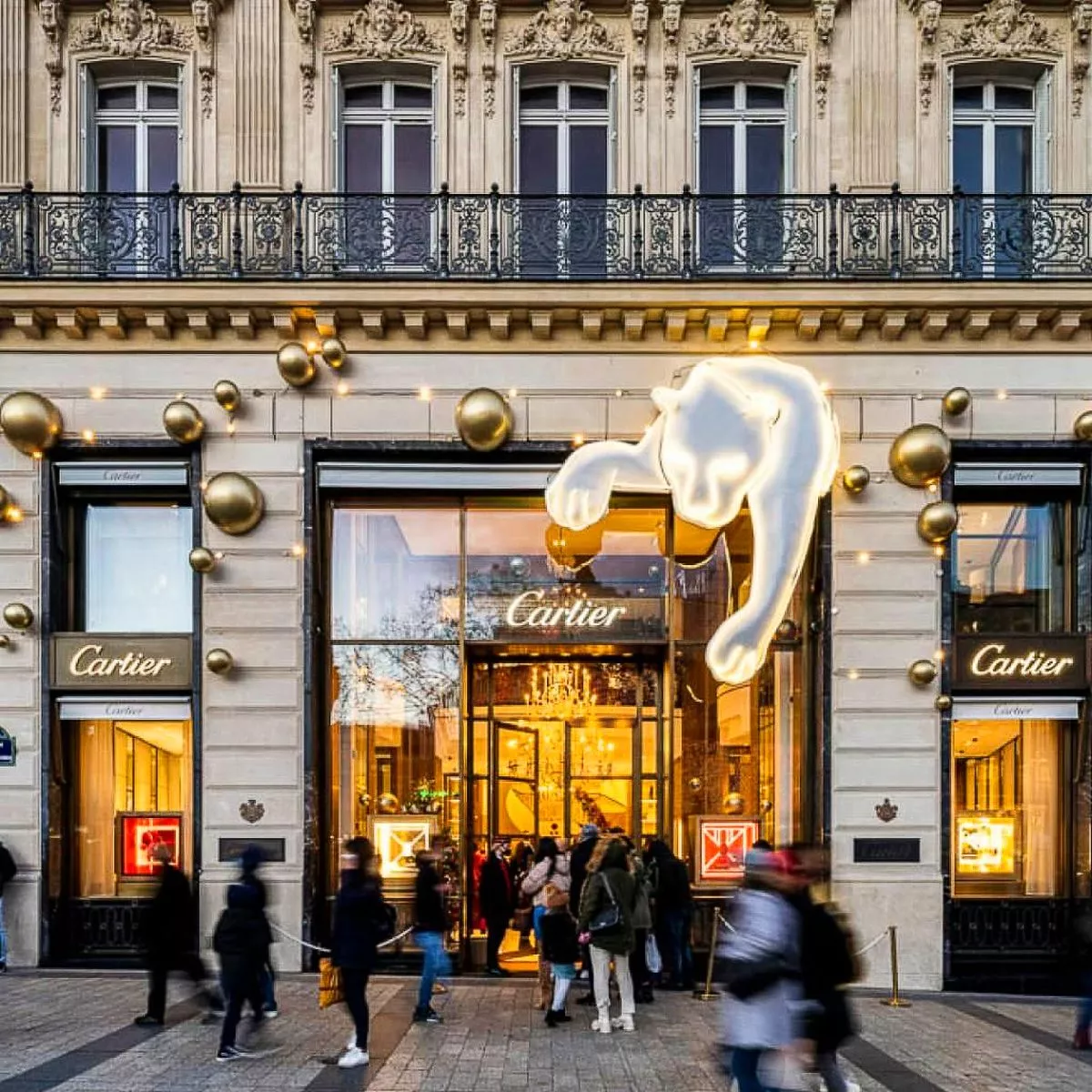 Бутик Cartier в Париже