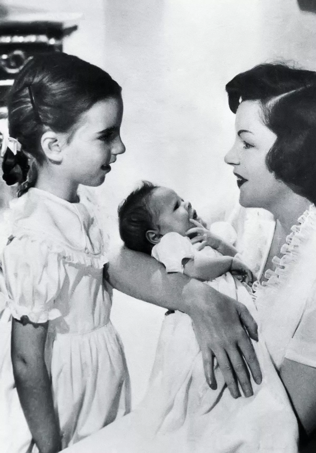 Джуди Гарленд с дочерьми Лайзой Миннелли и Лорной Лафт