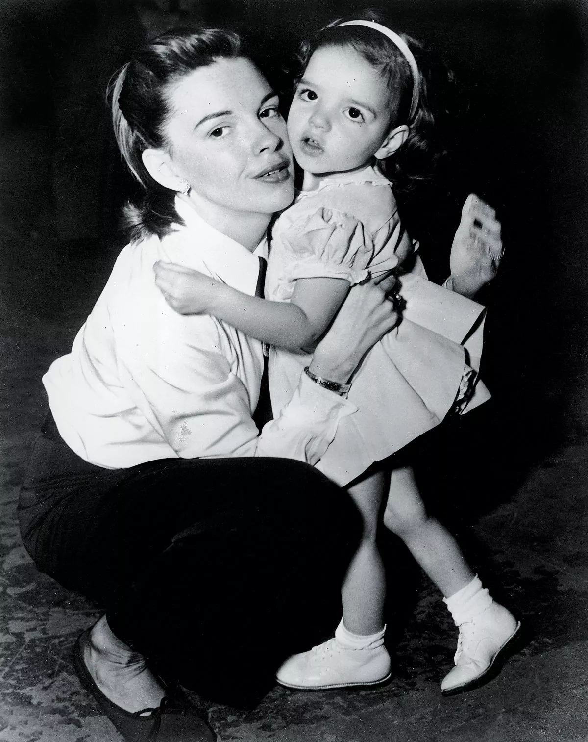 Джуди Гарленд с дочкой Лайзой Миннелли на съемках фильма «Слова и музыка»