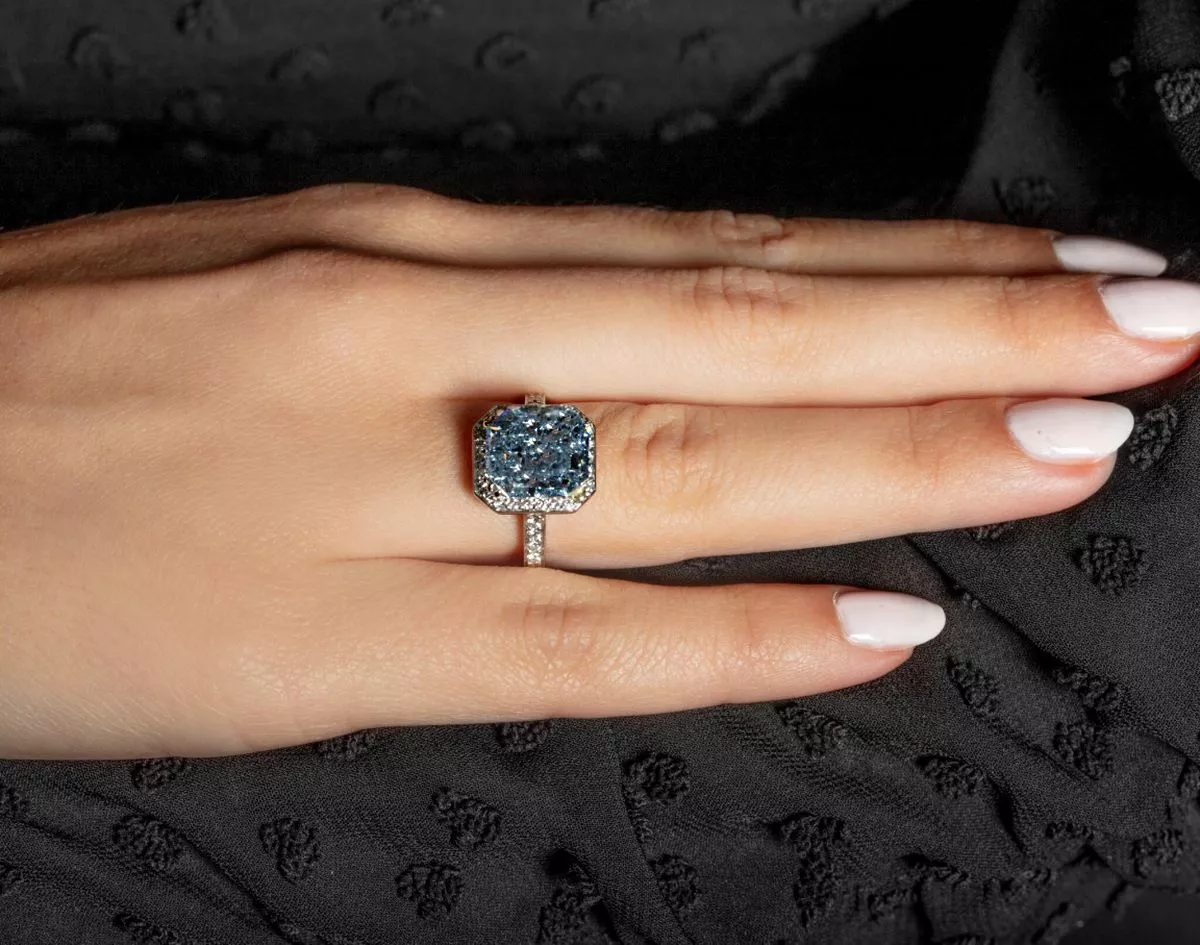 Кольцо с голубым бриллиантом в 6,11 карат, фото 2