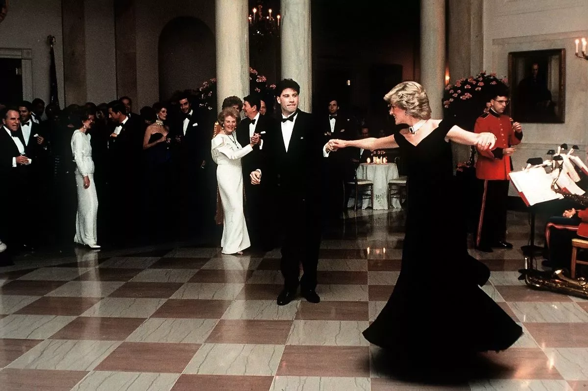 Знаменитый танец Джона Траволты и принцессы Дианы, 9 ноября 1985 г.