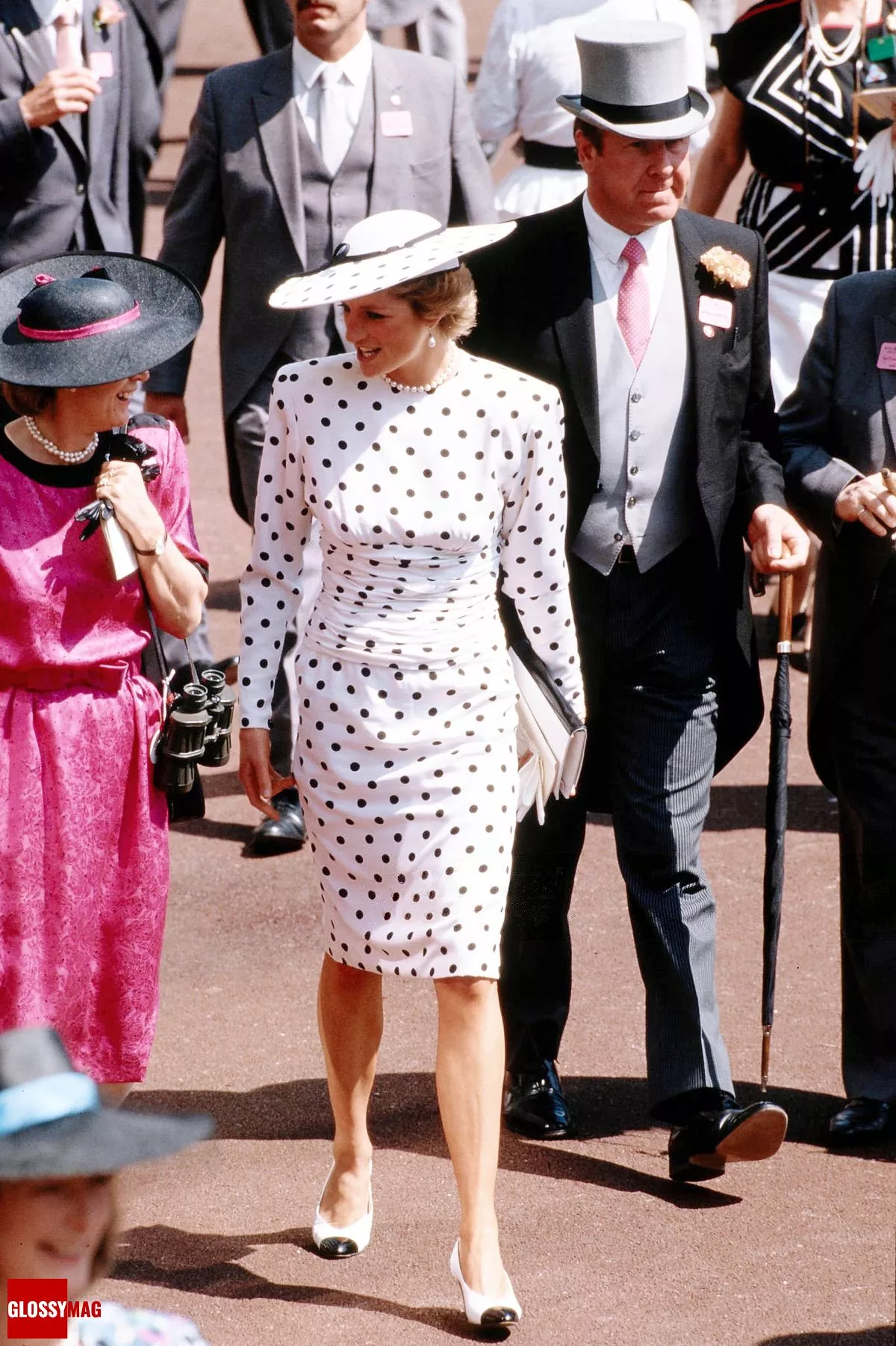 Диана, принцесса Уэльская на Королевских скачках Royal Ascot в Аскоте, 4 июня 1986 г., фото 3