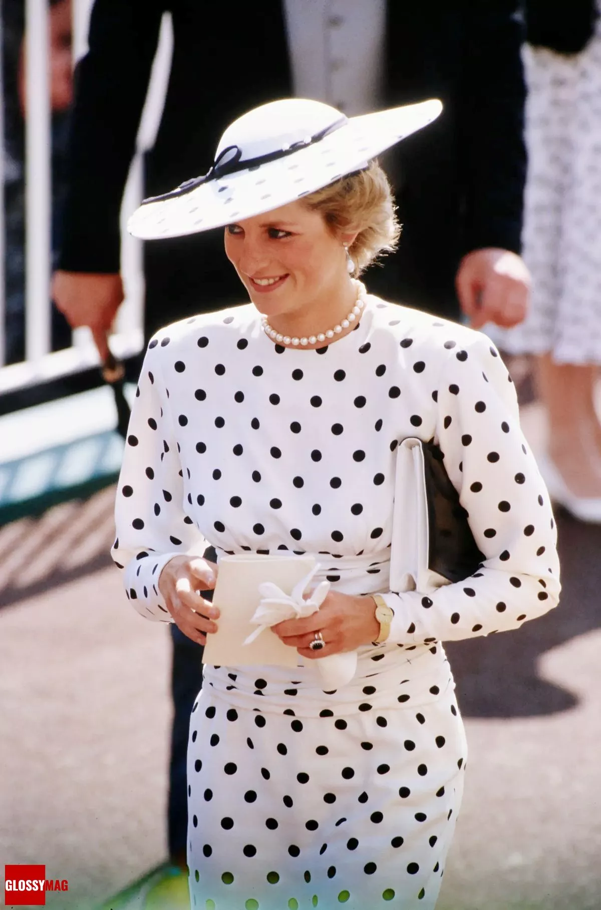 Диана, принцесса Уэльская на Королевских скачках Royal Ascot в Аскоте, 4 июня 1986 г., фото 5