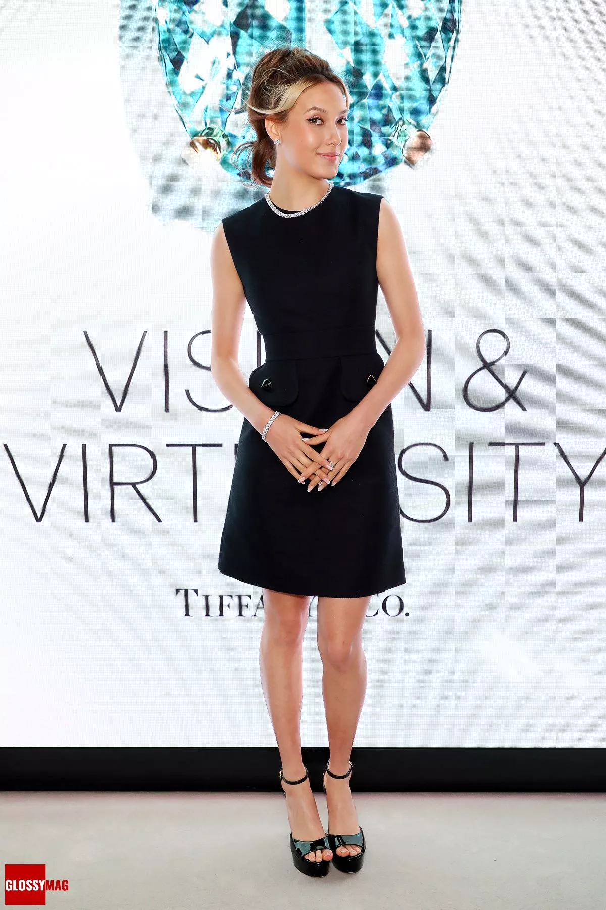 Эйлин Гу на открытии выставки Tiffany & Co. «Видение и Виртуозность» в галерее Саатчи в Лондоне, 9 июня 2022 г.