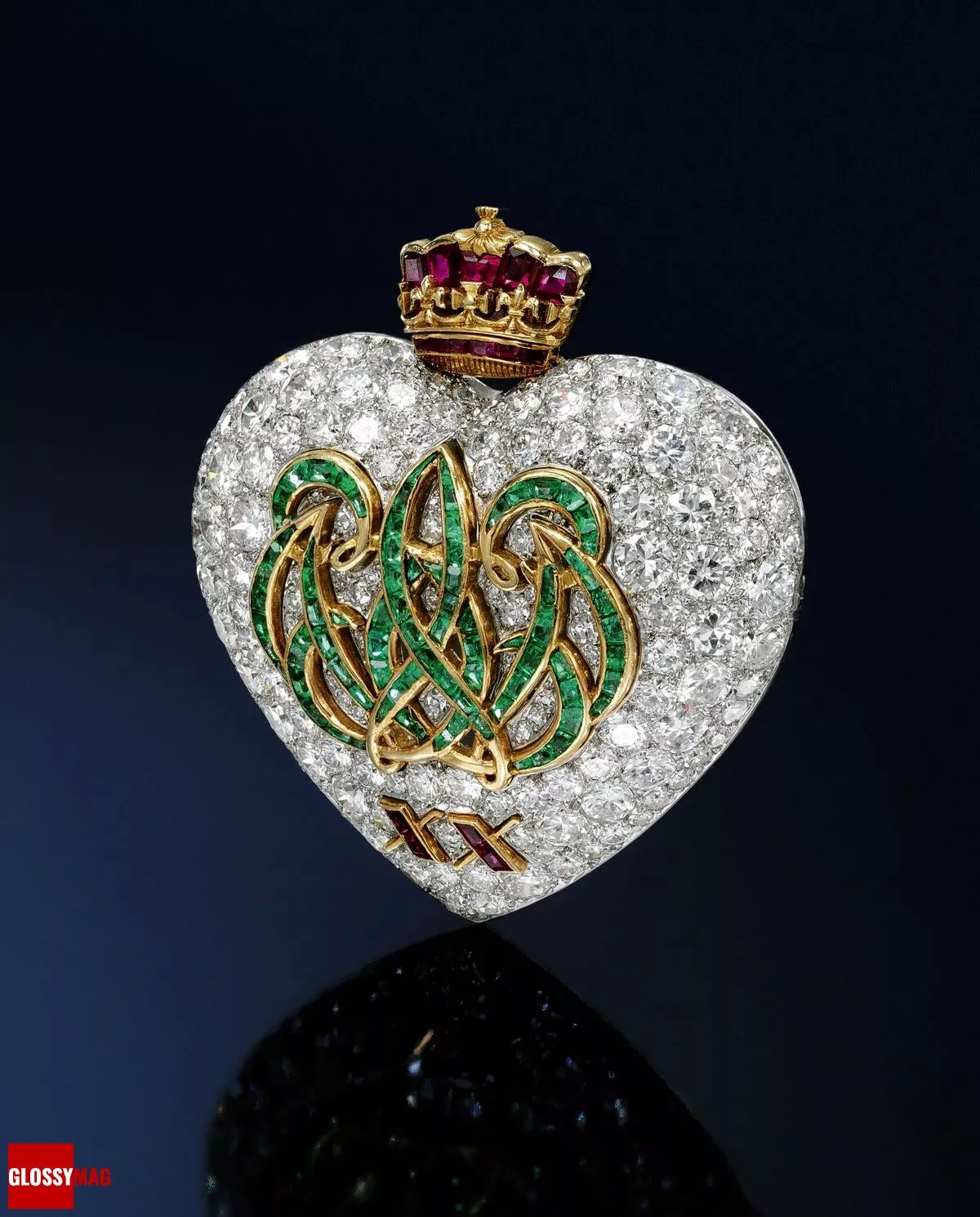История броши Cartier герцогини Виндзорской в виде сердца с инициалами «W.E.», фото 1