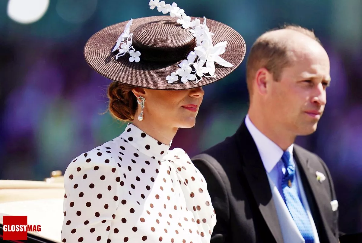 Кэтрин, герцогиня Кембриджская в четвертый день ежегодных Королевских скачек Royal Ascot в Аскоте, 17 июня 2022 г., фото 2