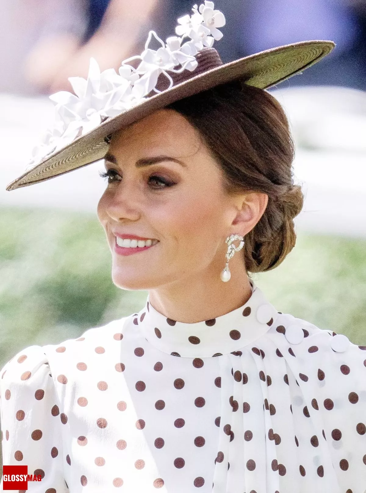 Кэтрин, герцогиня Кембриджская в четвертый день ежегодных Королевских скачек Royal Ascot в Аскоте, 17 июня 2022 г., фото 3