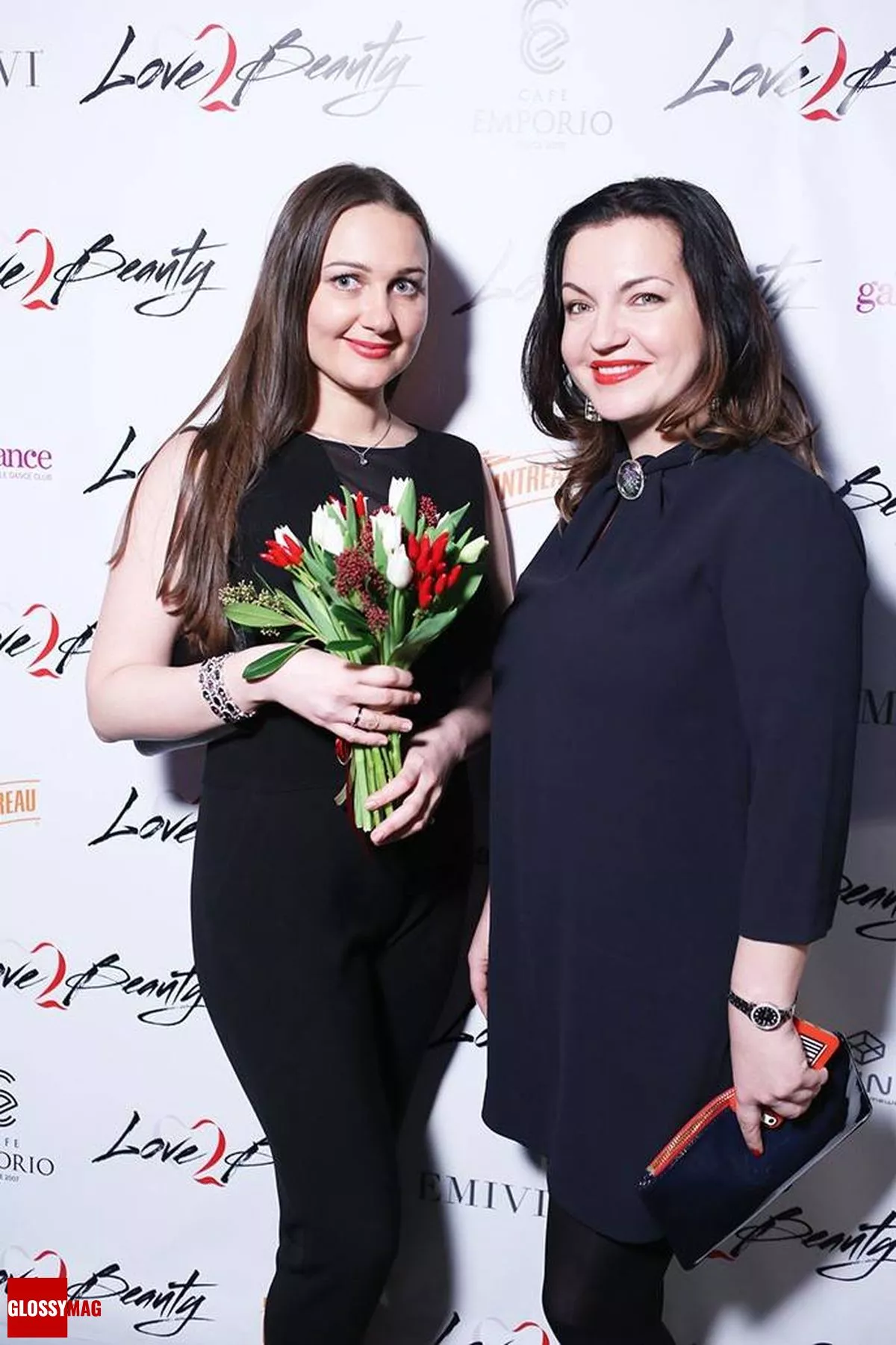 Лена Гостищева, Элина Буторина (Propaganda GEM) на праздновании 2-летия Love2Beauty.ru в EMPORIO CAFE, 20 ноября 2014 г.