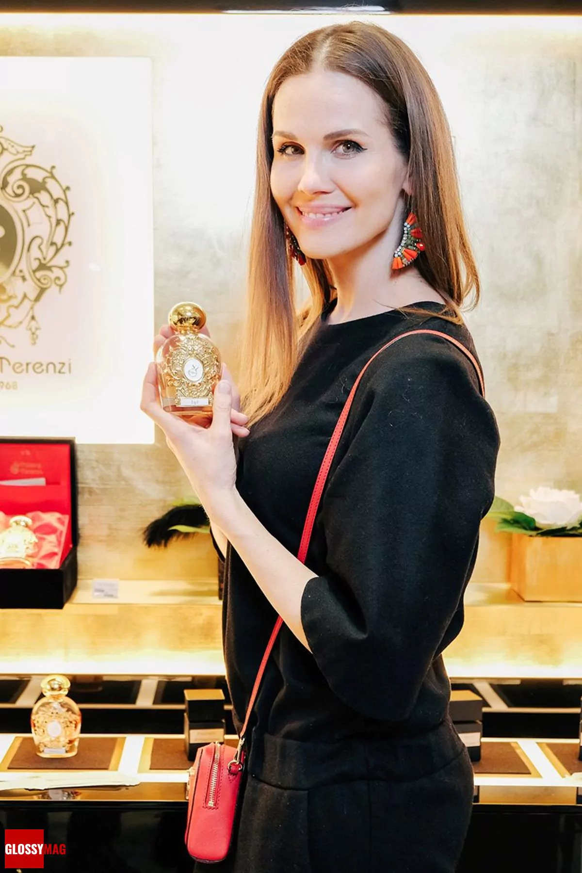 Наталья Лесниковская на открытии корнера итальянского парфюмерного бренда Tiziana Terenzi в универмаге «Цветной», 28 февраля 2018 г., фото 3