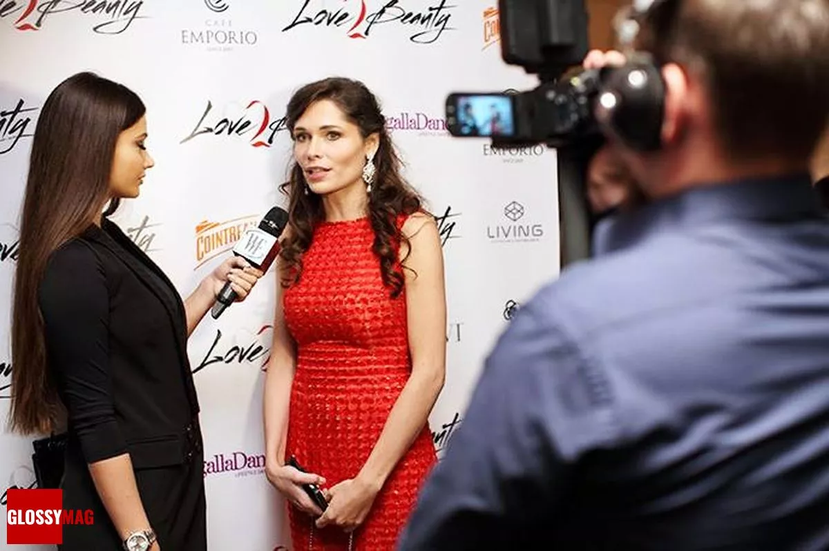 Полина Аскери — интервью для World Fashion Channel на праздновании 2-летия Love2Beauty.ru в EMPORIO CAFE, 20 ноября 2014 г.