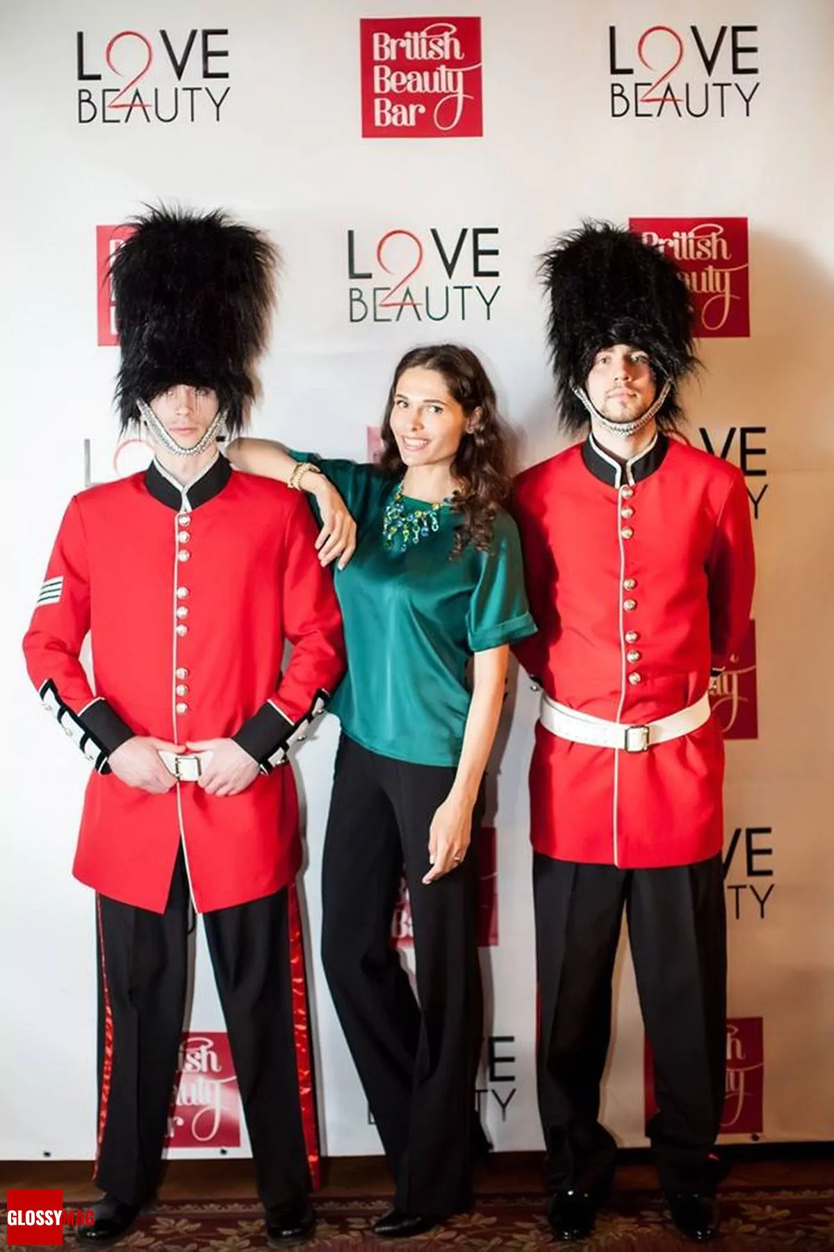 Полина Аскери на мероприятии British Beauty Bar 2015 в Резиденции посла Великобритании, 21 апреля 2015 г.