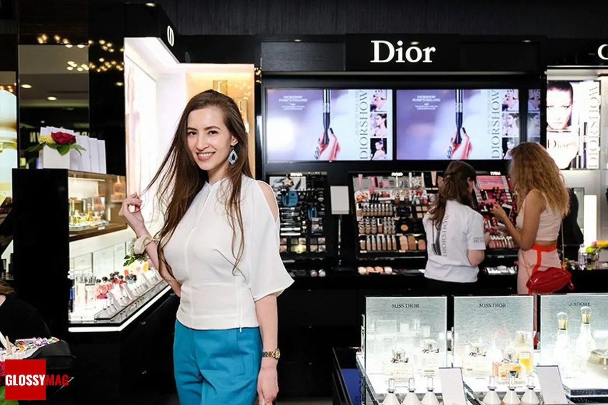 Светлана Нефёд в корнере Dior на закрытом мероприятии Beauty CHOICE в Rivoli Perfumery в ТГ Модный сезон, 28 июня 2017 г.