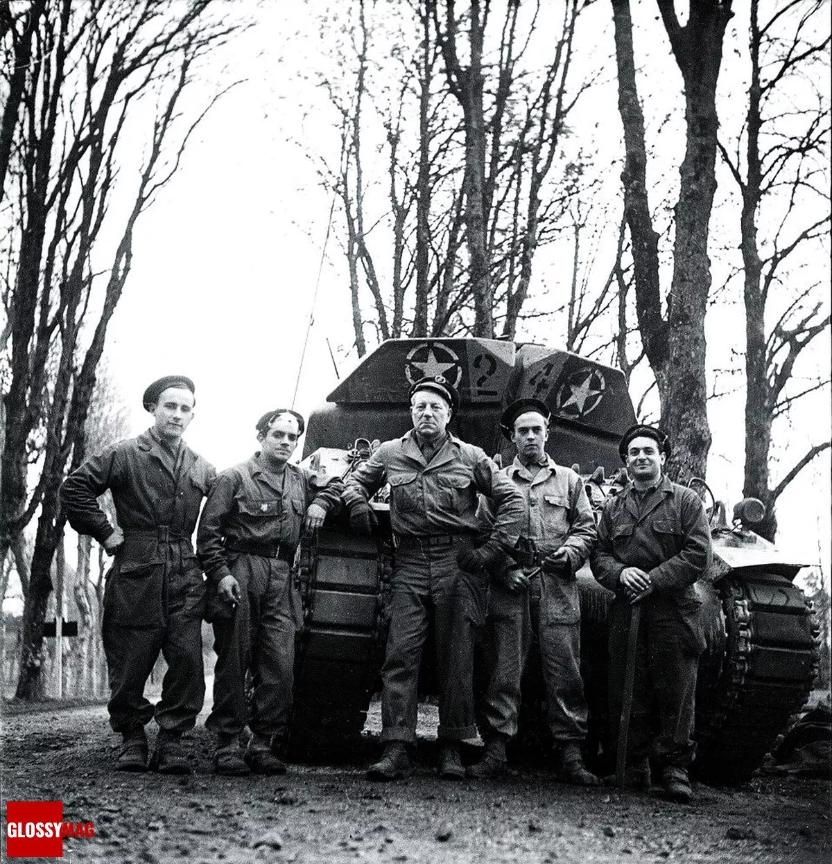 Жан Габен, назначенный командиром танка Souffleur II, присоединился к Западному фронту