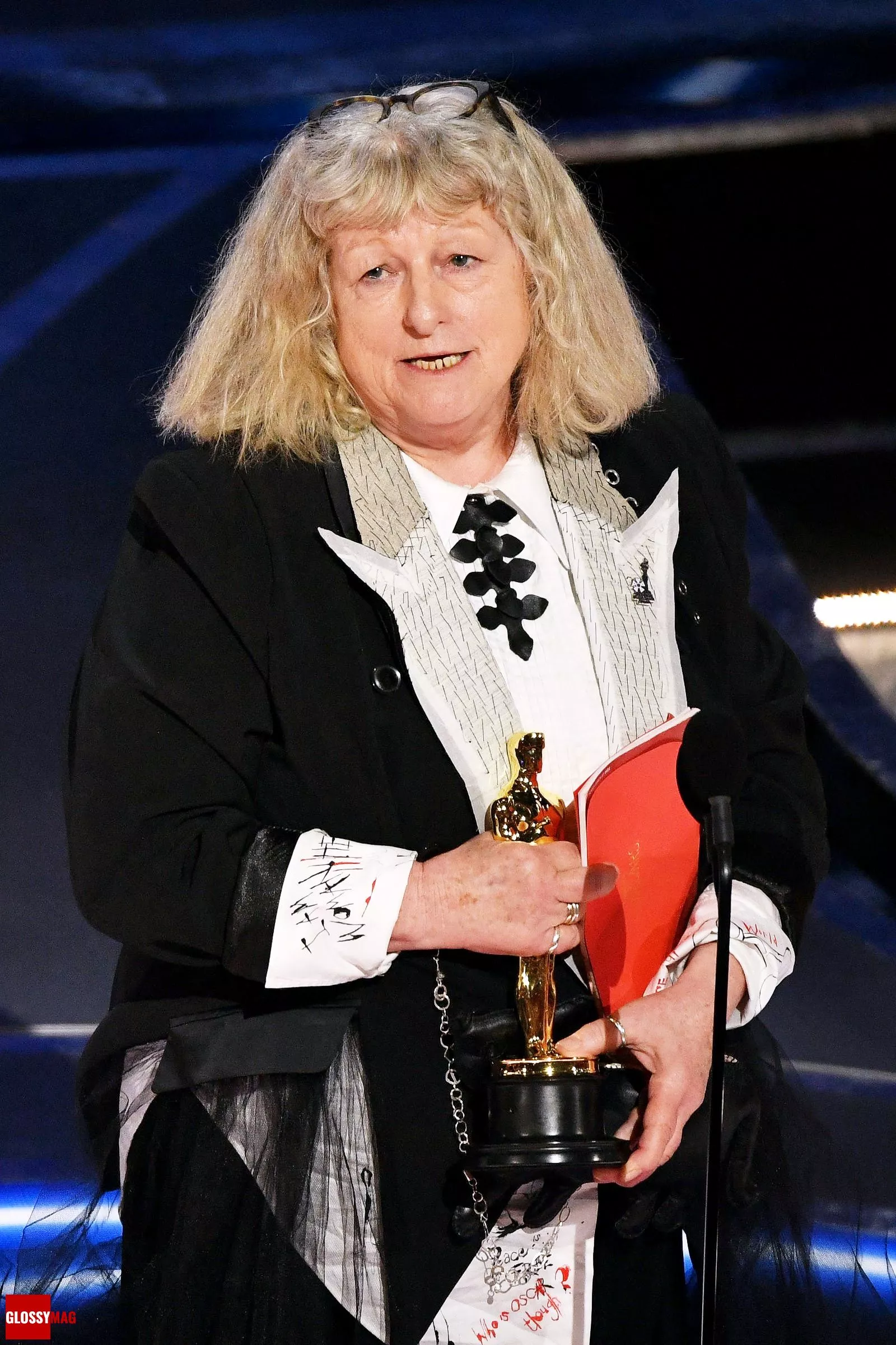 Дженни Беван — лауреат 94-й церемонии вручения премии «Оскар» за фильм «Круэлла», 27 марта 2022 г.