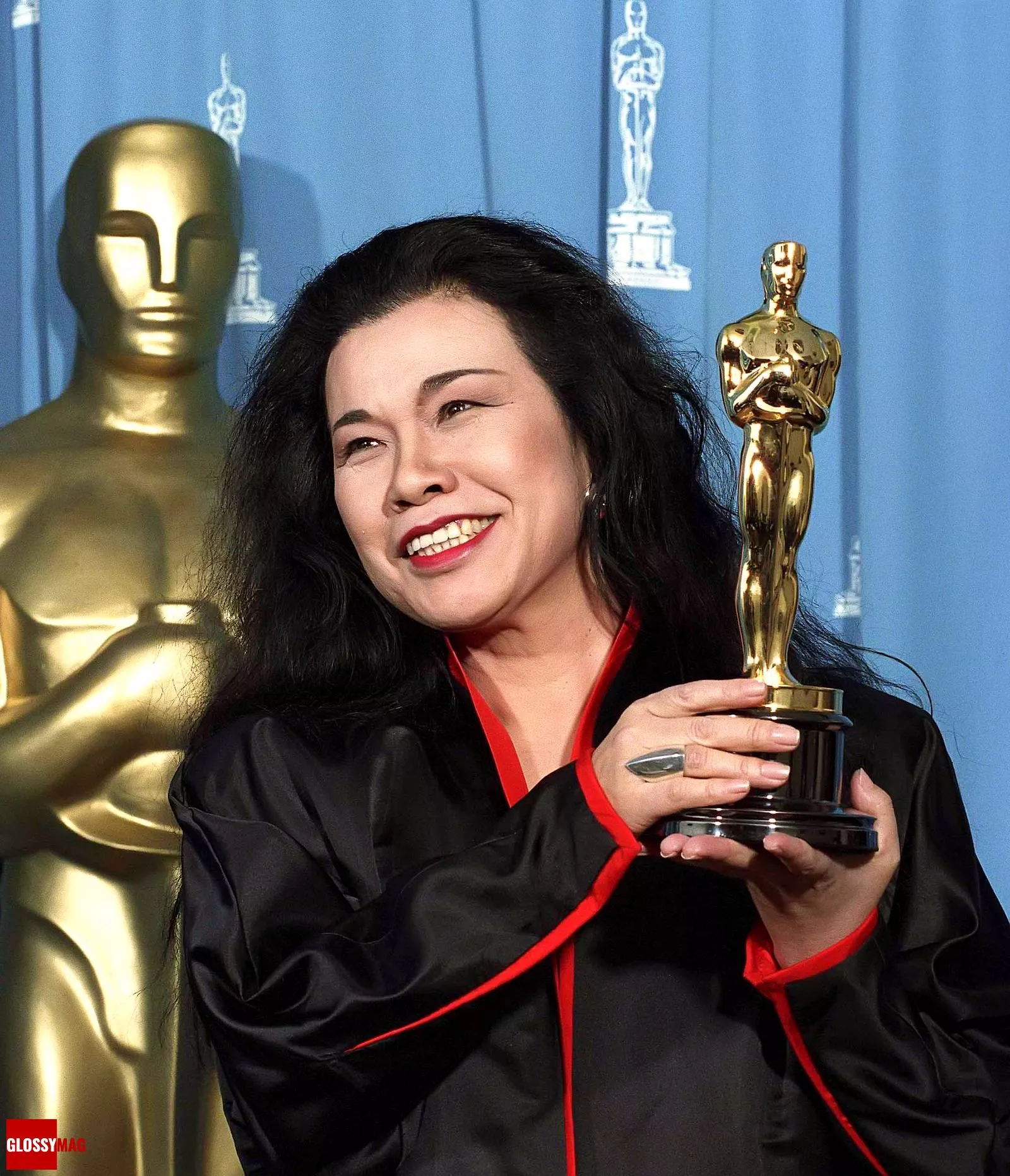 Эйко Исиока — лауреат 65-й церемонии вручения премии «Оскар» за фильм «Дракула», 29 марта 1993 г.