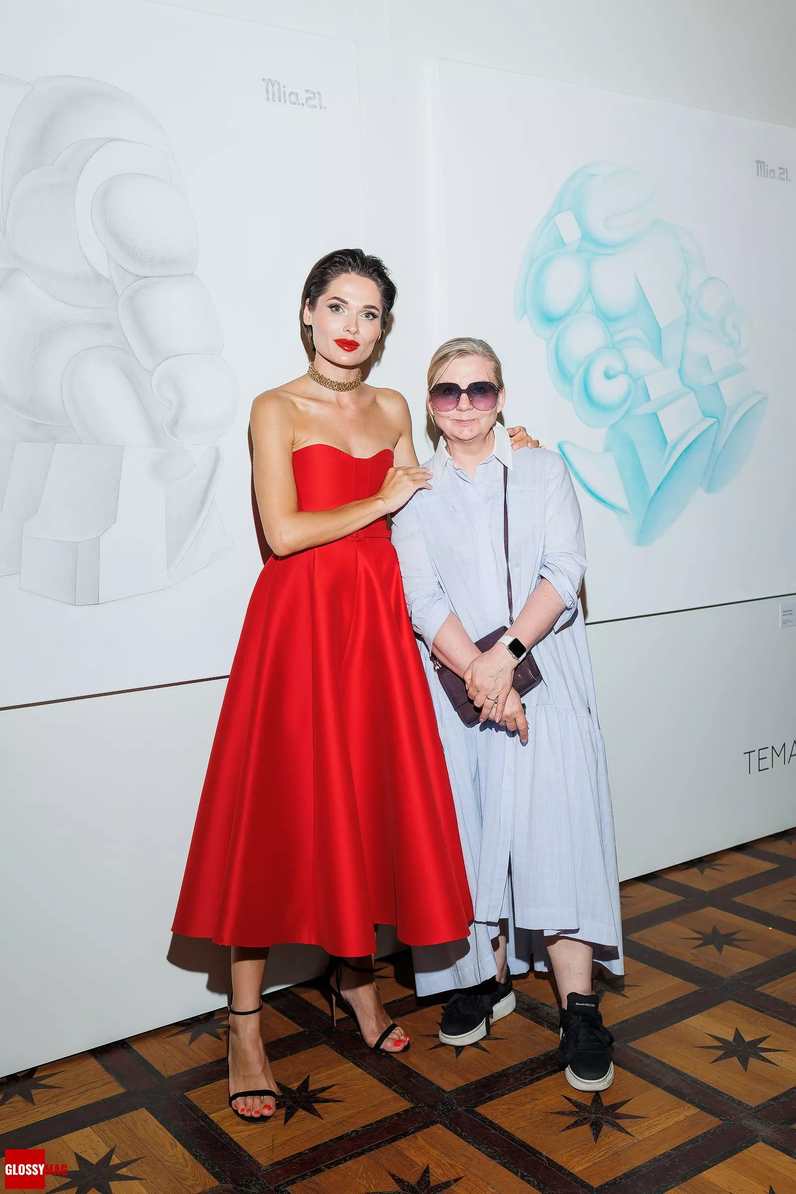 Полина Аскери и Виктория Андриянова на праздновании дня рождения Полины Аскери в музее-усадьбе Люблино, 12 июля 2022 г.