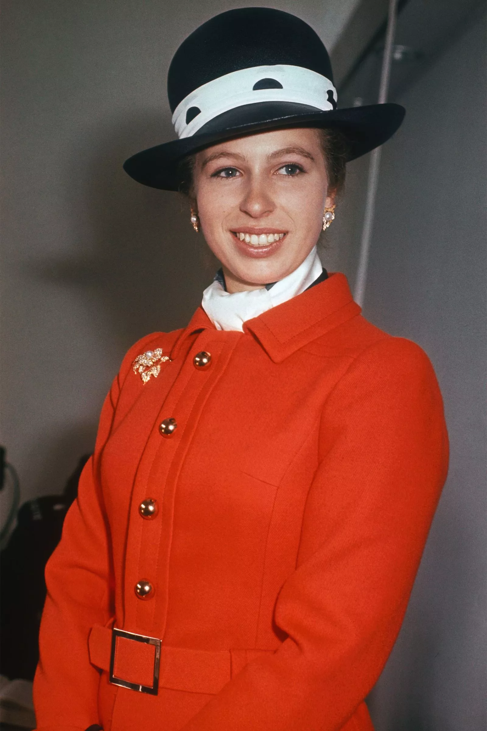 Принцесса Анна на церемонии открытия школы подготовки полицейских кадетов, 22 октября 1969 г.