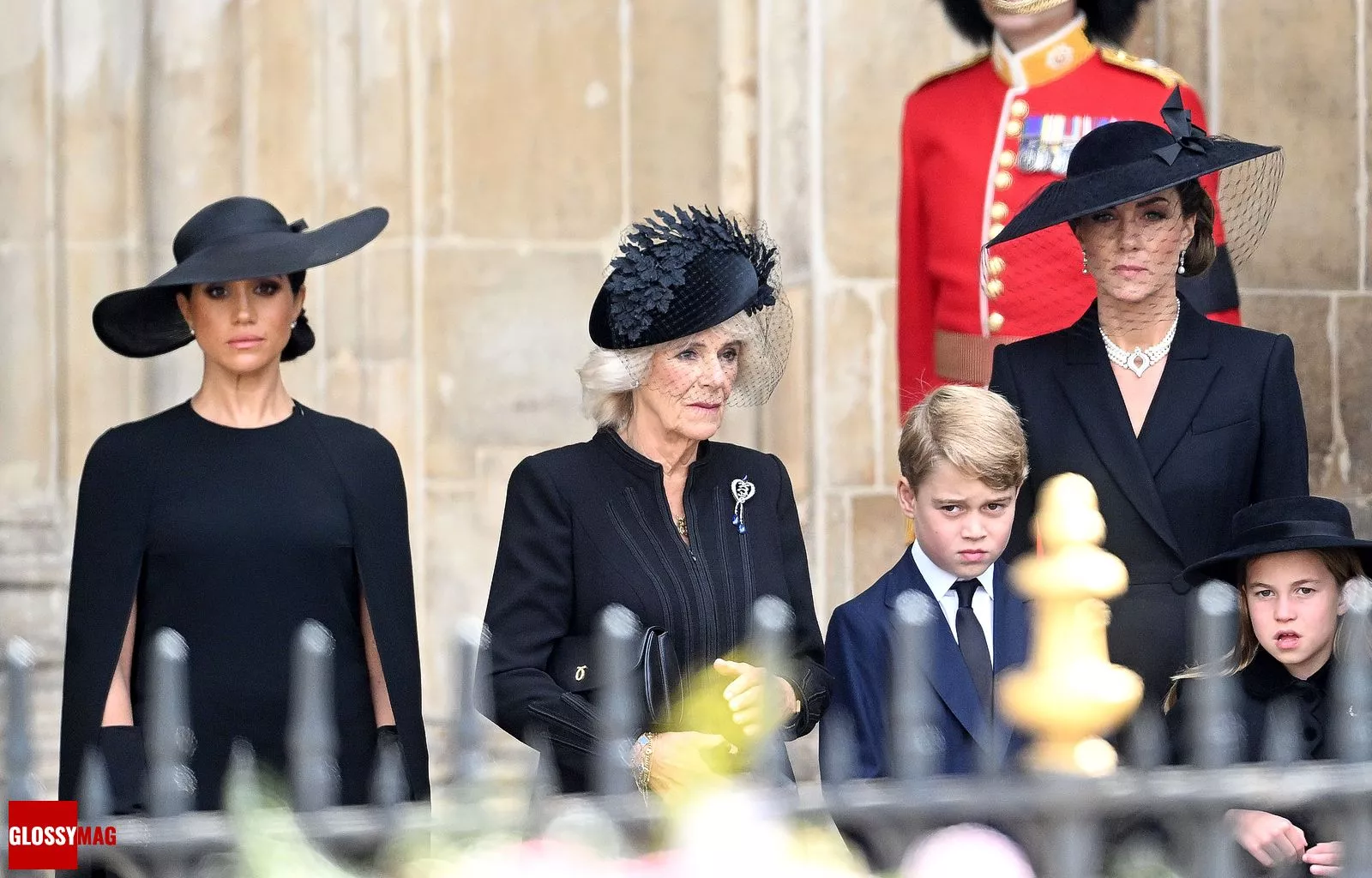 Кейт Миддлтон, Меган Маркл, принц Джордж и королева-консорт Камилла на похоронах королевы Елизаветы II, 19 сентября 2022 г.