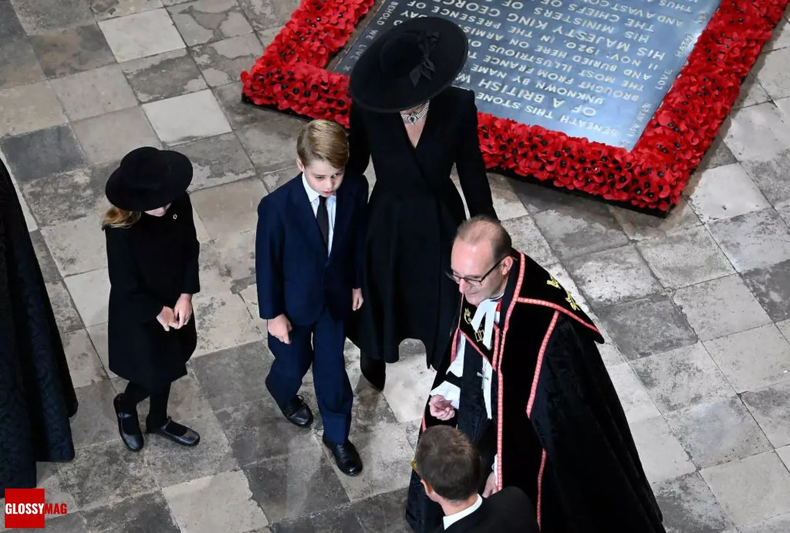 Кэтрин, принцесса Уэльская; принцесса Шарлотта Уэльская и принц Джордж Уэльский в Вестминстерском аббатстве на похоронах королевы Елизаветы II, 19 сентября 2022 г.