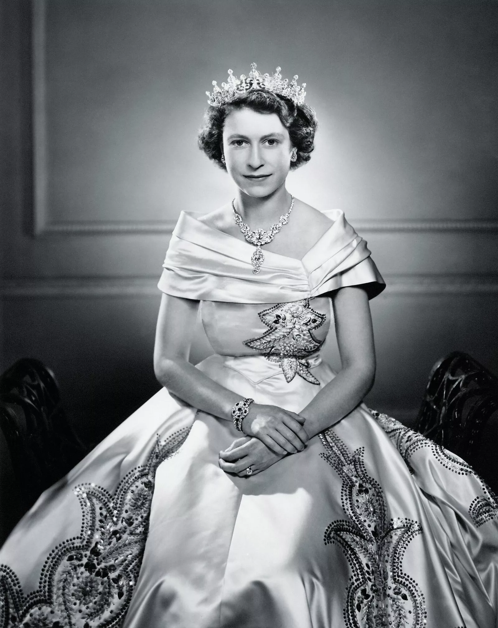 Королева Елизавета II: 21 апреля 1926 — 8 сентября 2022