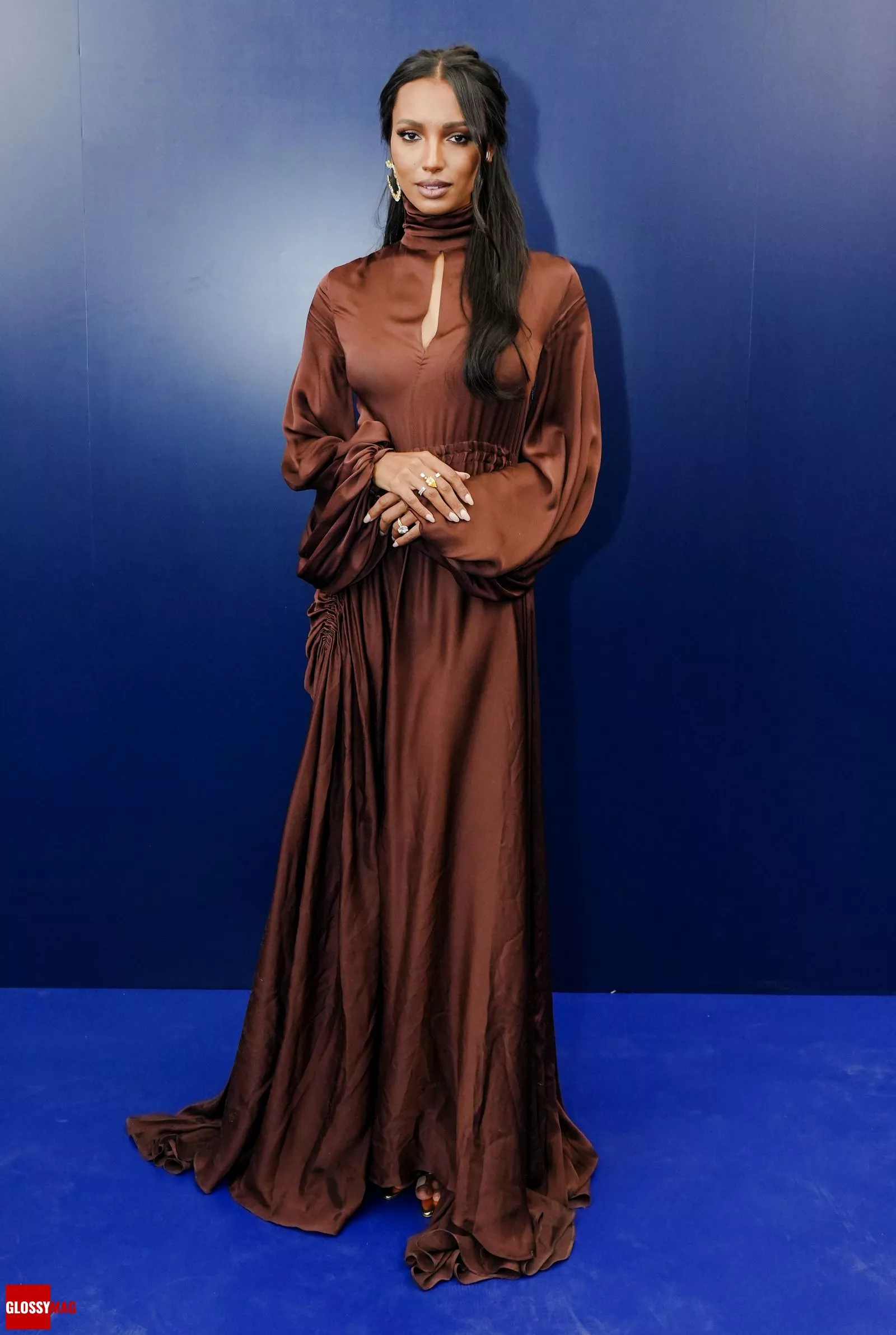 Жасмин Тукс на шоу Messika Womenswear весна-лето 2023 в рамках Недели моды в Париже, 29 сентября 2022 г., фото 1