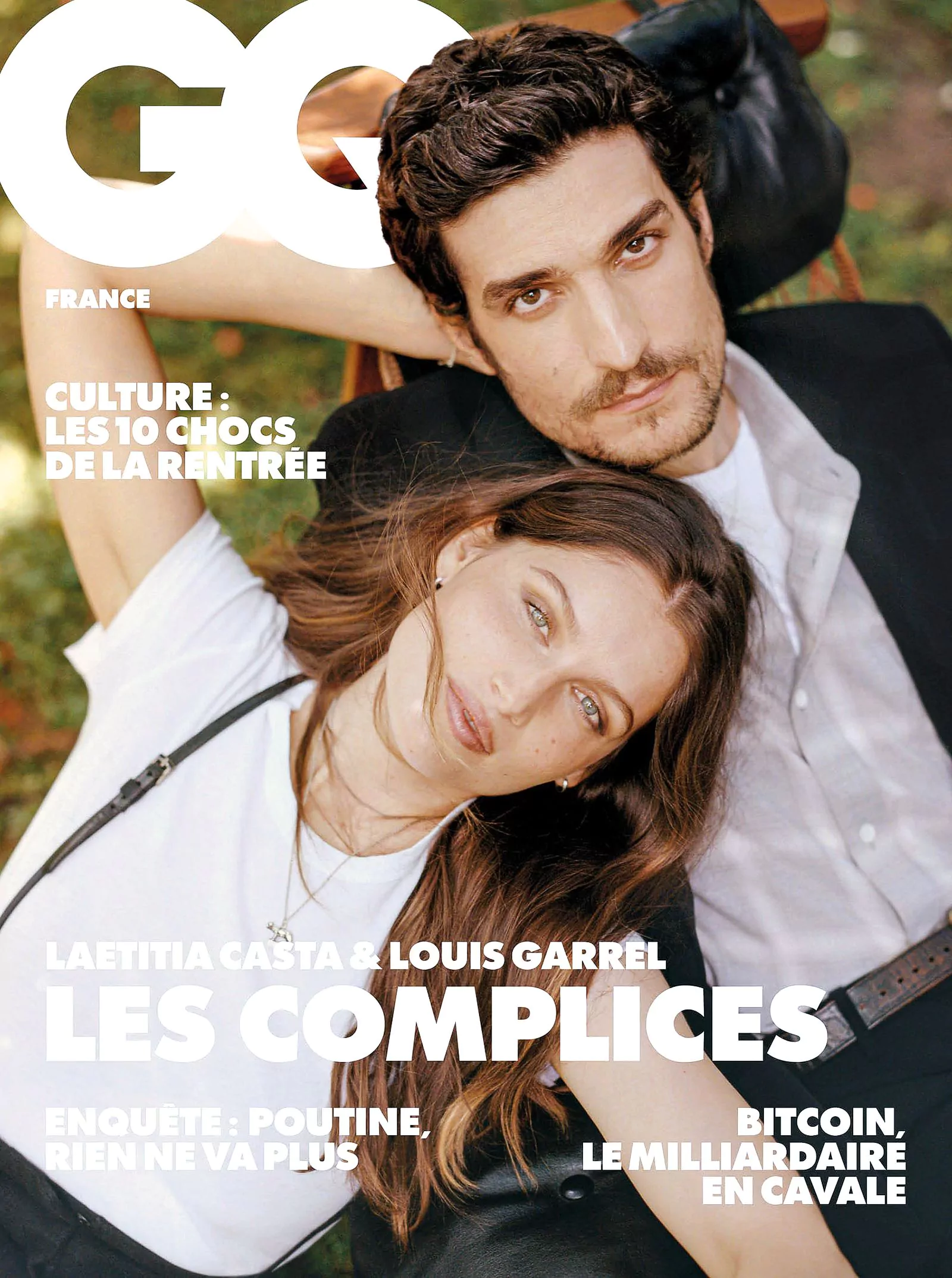 Летиция Каста и Луи Гаррель на обложке журнала GQ France, август 2021 г. Фотограф Квентин де Бри