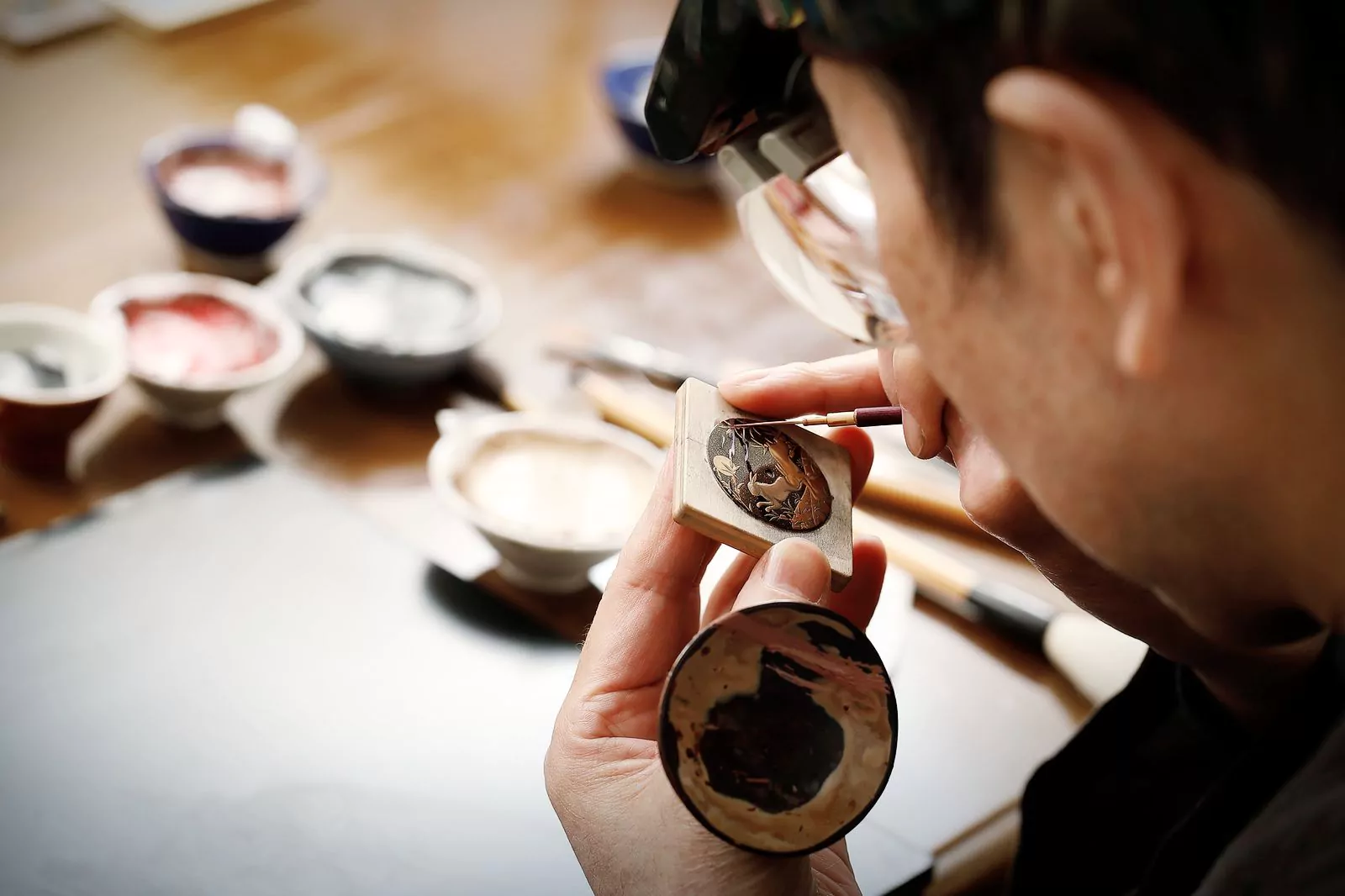 Японский мастер лакировки уруши Минори Коизуми создал для часов Chopard кролика и луну, фото 3