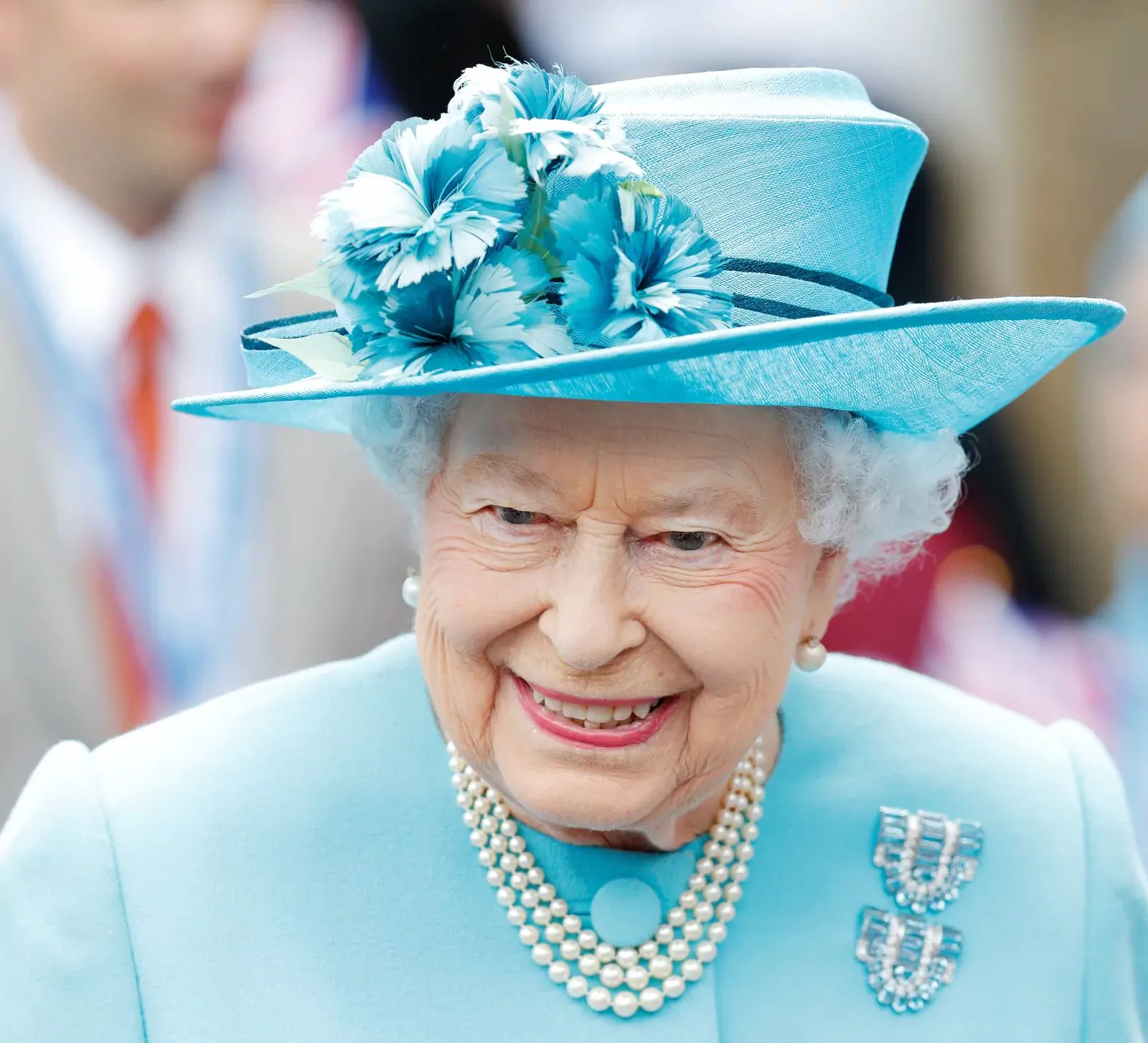 Королева Елизавета II во время визита в Тауэр-Хэмлетс, 2017 г.