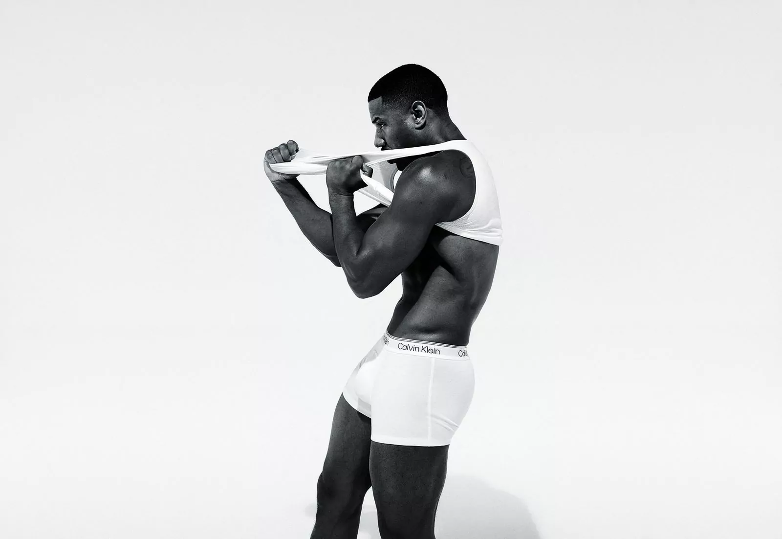 Майкл Б. Джордан в новой кампании нижнего белья Calvin Klein Весна 2023, 27 февраля 2023 г., фото 1