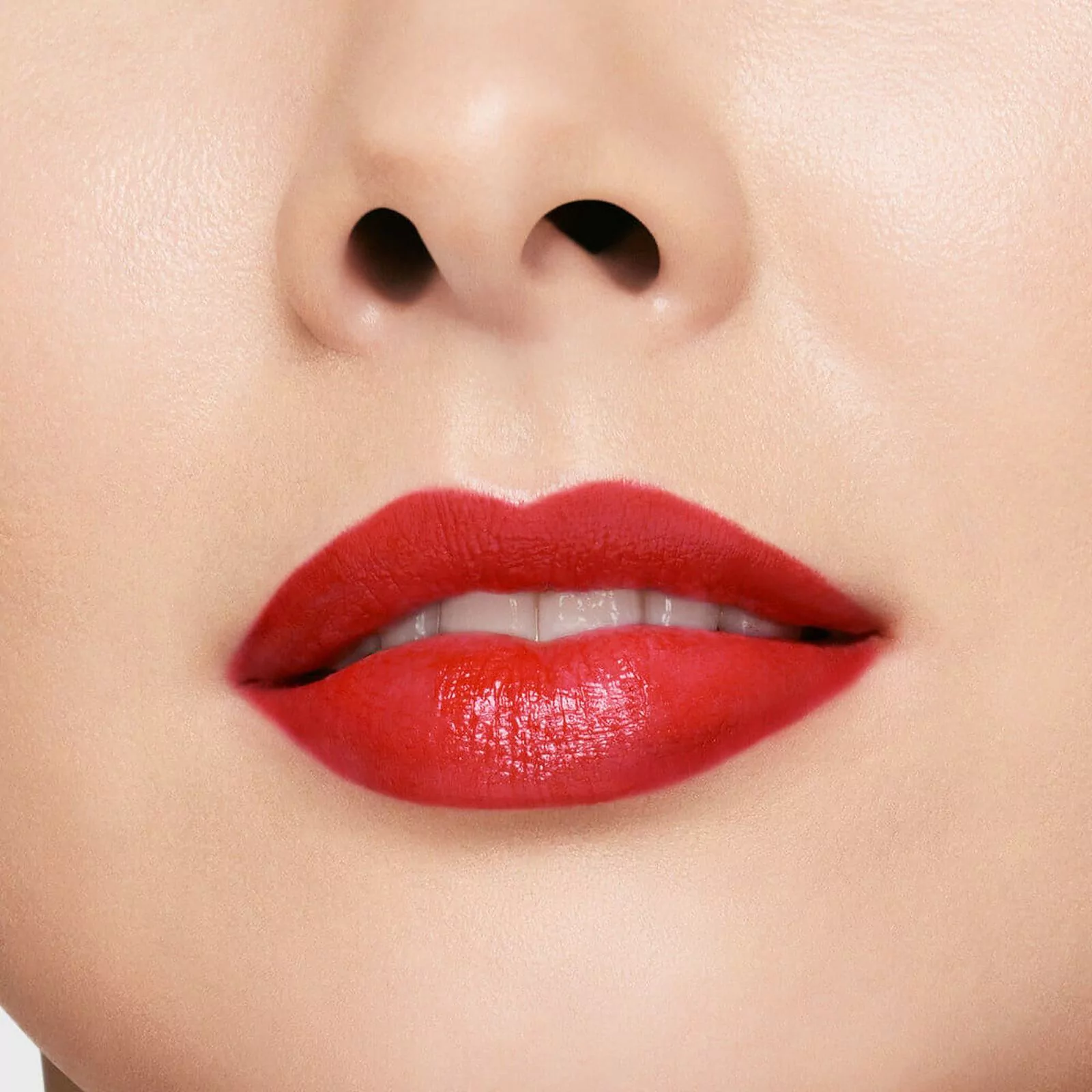 Shiseido, помада TechnoSatin Gel Lipstick, оттенок Short Circuit 415, фото 1