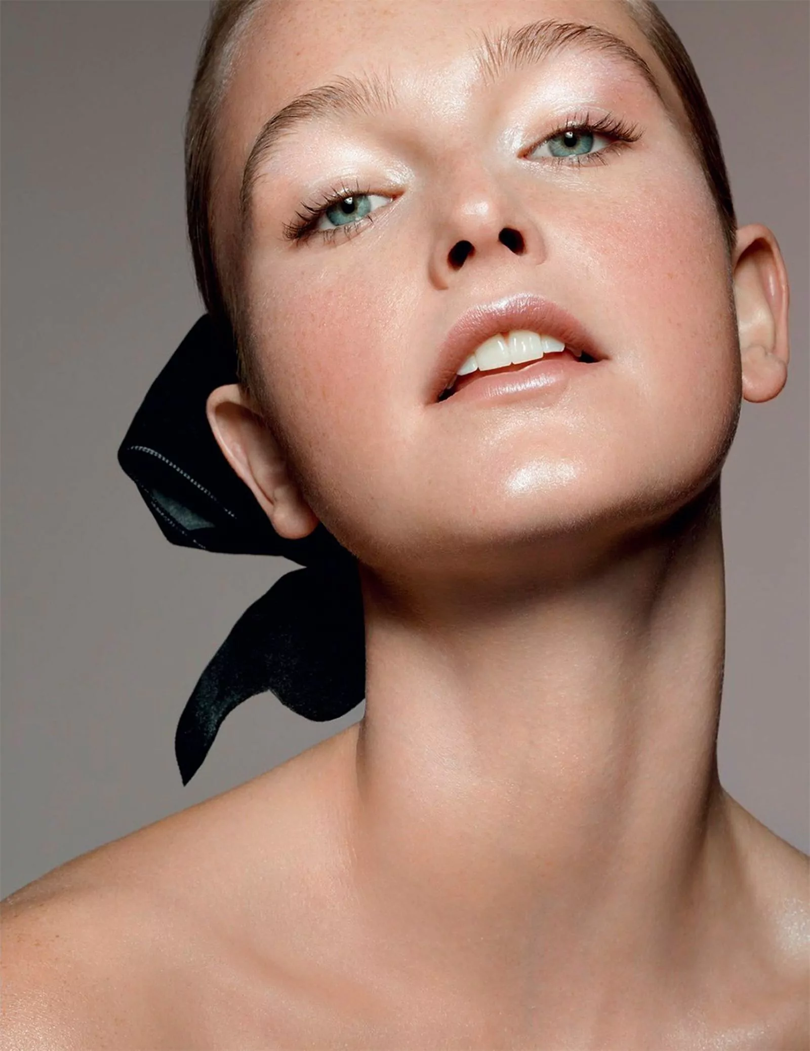 Джин Кэмпбелл в фотосерии Лиз Коллинс для Vogue Germany, фото 2