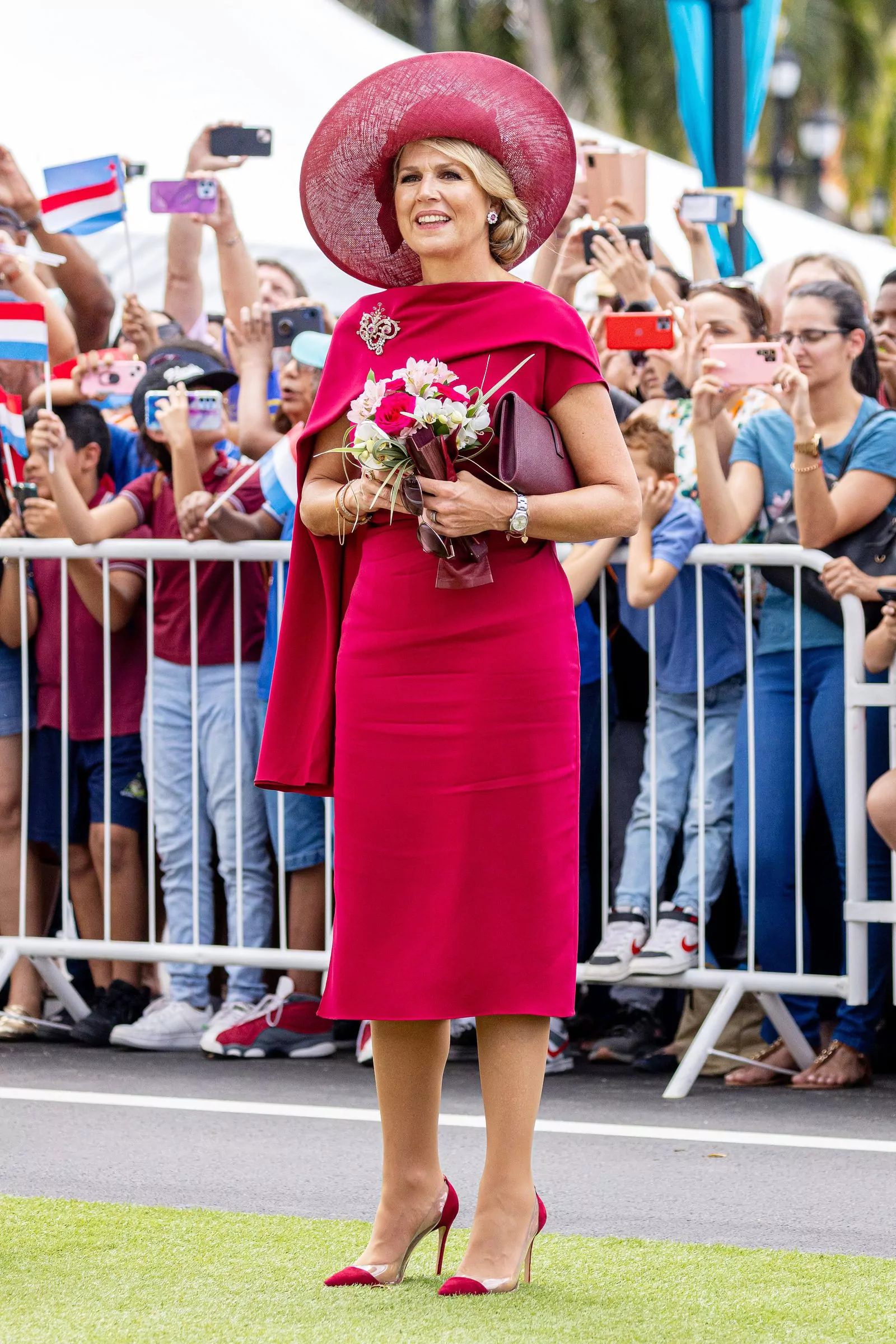Королева Максима на официальной церемонии приветствия на площади Вильгельмина, 29 января 2023 г., фото 1