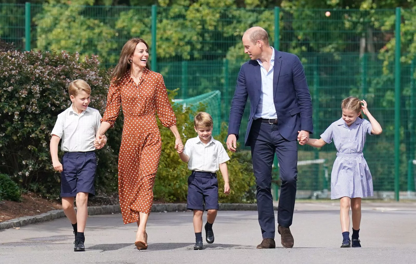 Принц Уильям и Кейт Миддлтон с детьми: принцем Джорджем, принцем Луи и принцессой Шарлоттой