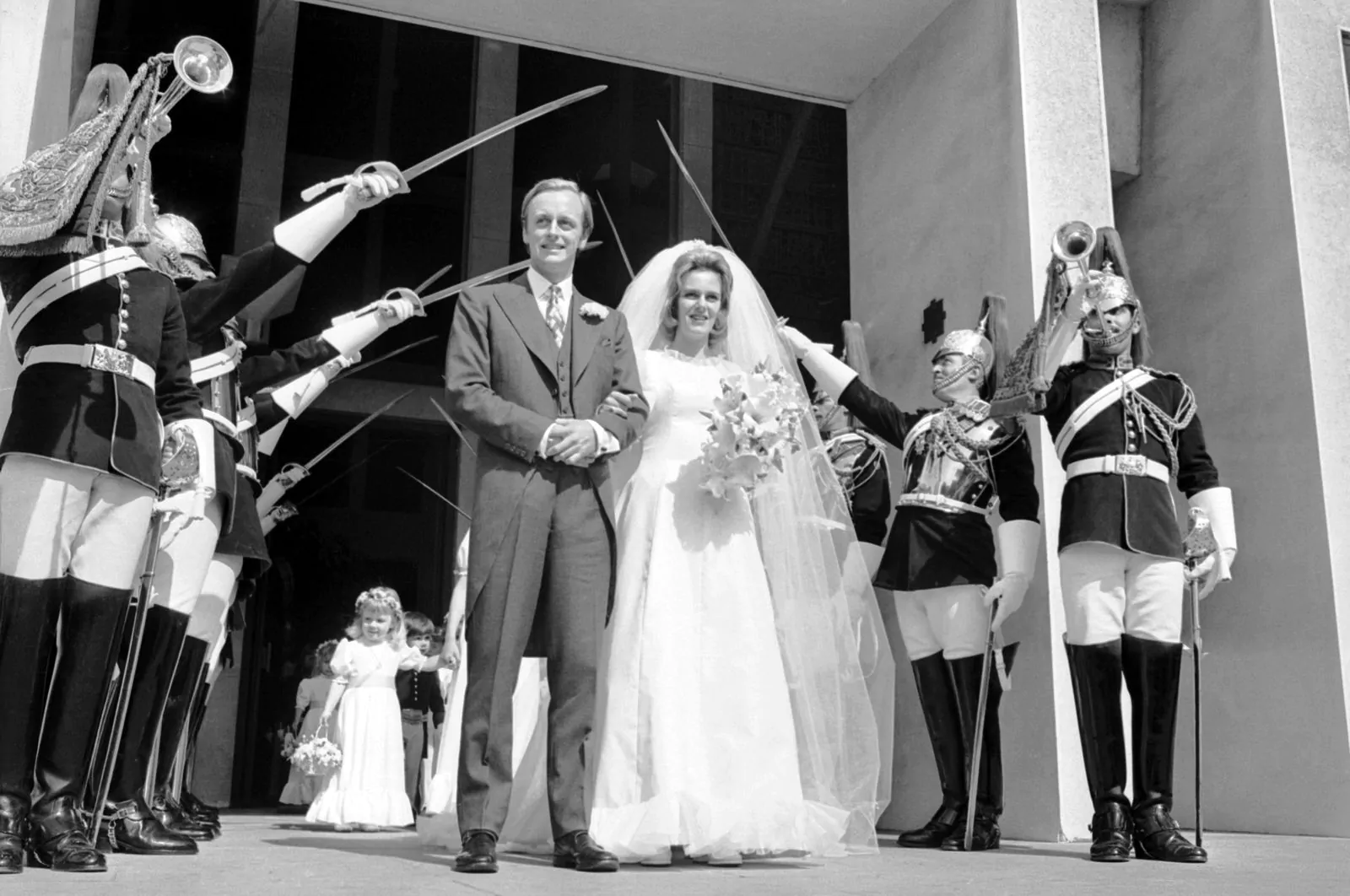 Свадьба Камиллы Шанд и майора Эндрю Паркер-Боулза, 1973 г.