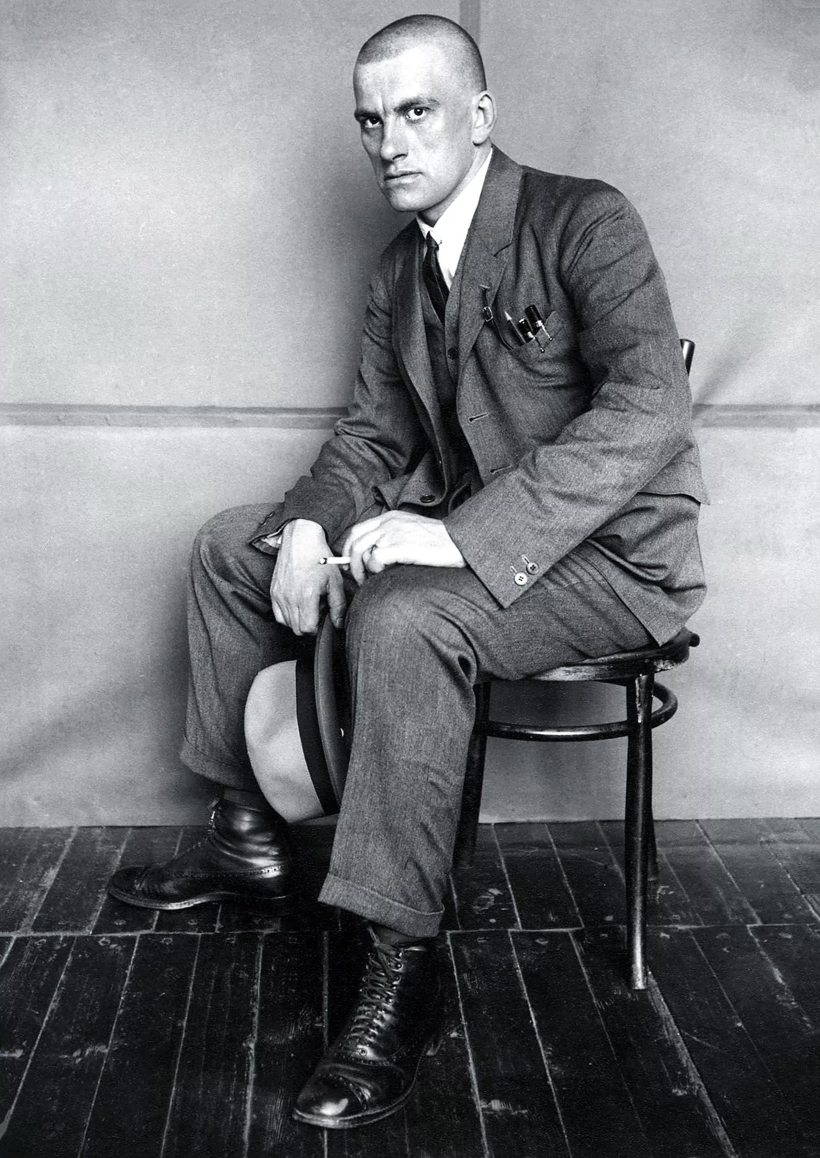 Александр Родченко. Поэт Владимир Маяковский, 1924 г., фото 2