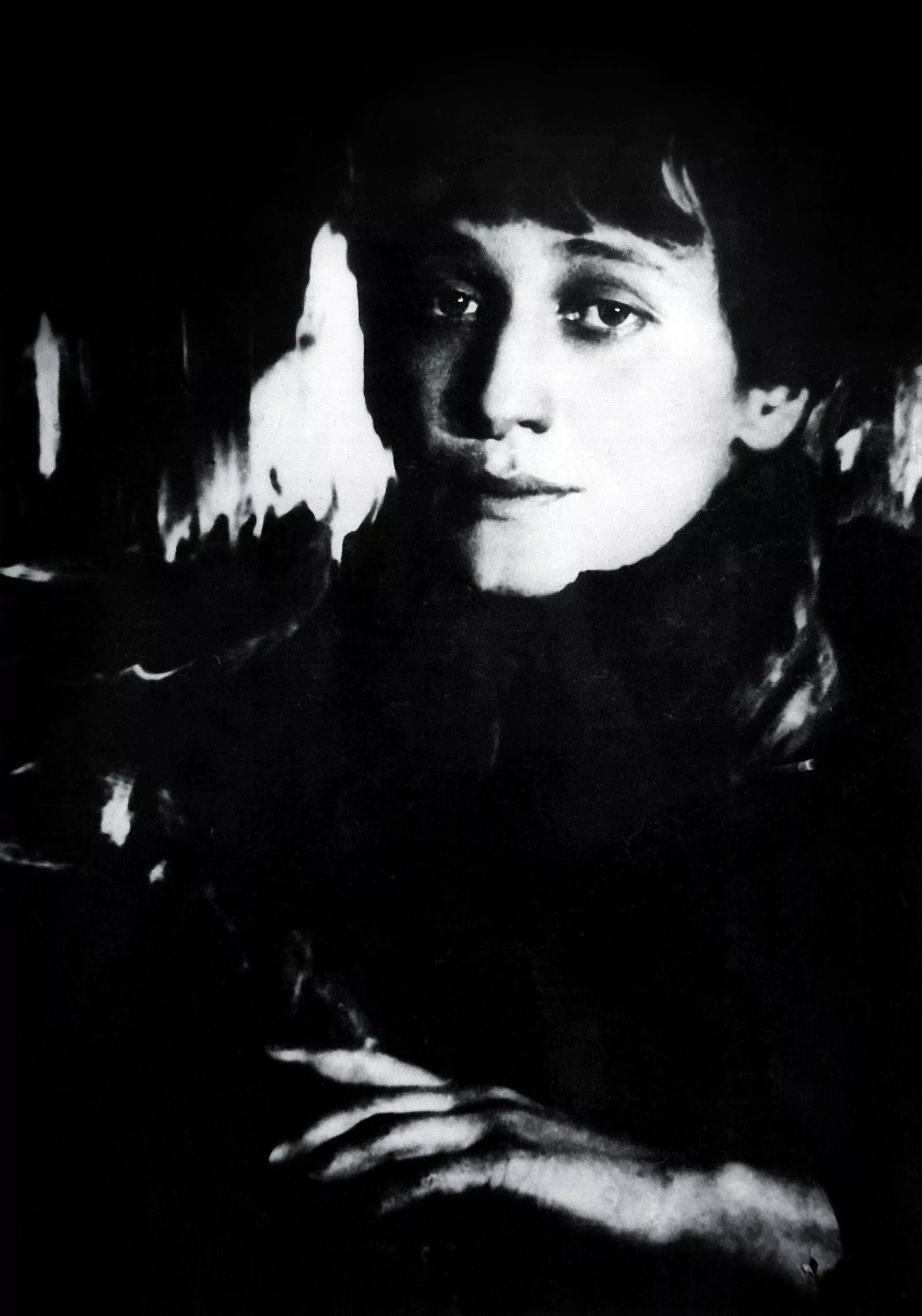 Неизвестный фотограф. Анна Андреевна Ахматова. Москва, 1930-е гг.
