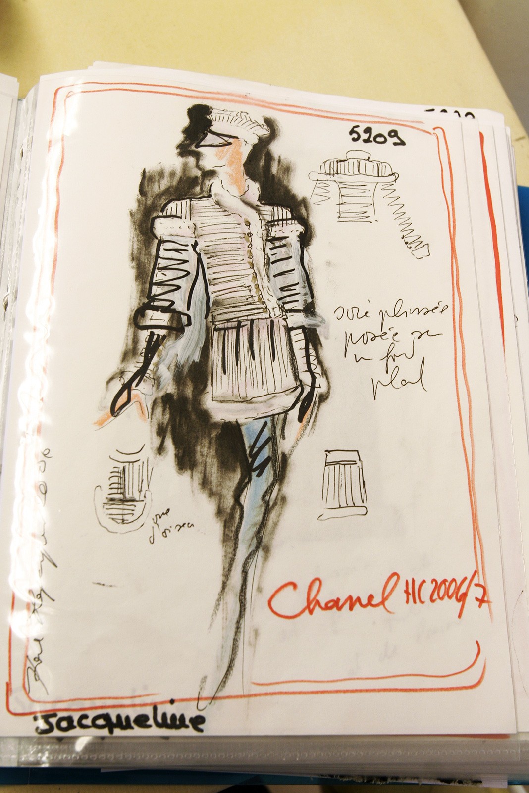 Эскиз платья из коллекции Chanel Haute Couture Осень/Зима 2006/07, 5 июля 2006 г.