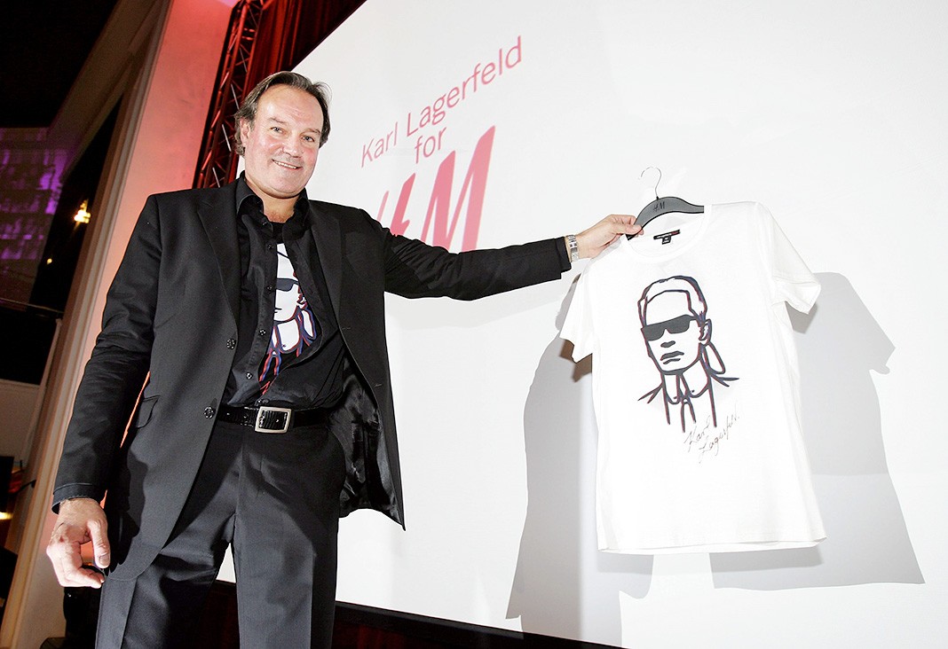 Ханс Андерссон на презентации новой коллекции Karl Lagerfeld для H&M в Гамбурге, 10 ноября 2004 г.