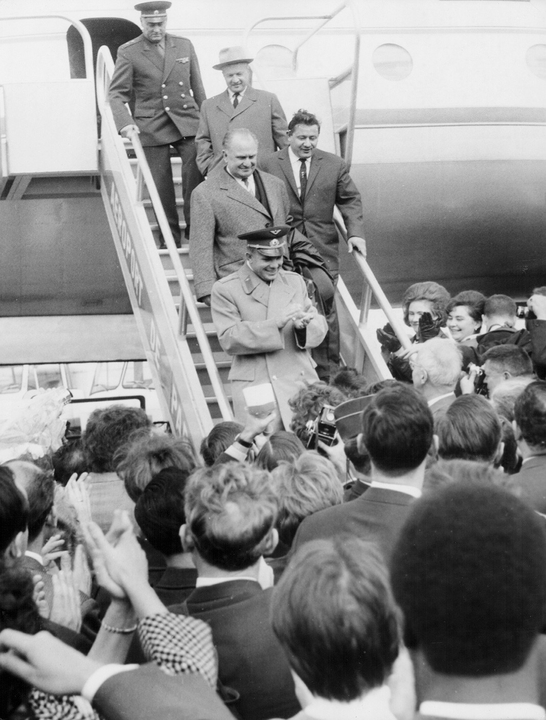 В аэропорту Ле-Бурже, Париж, 28 сентября 1963 г.