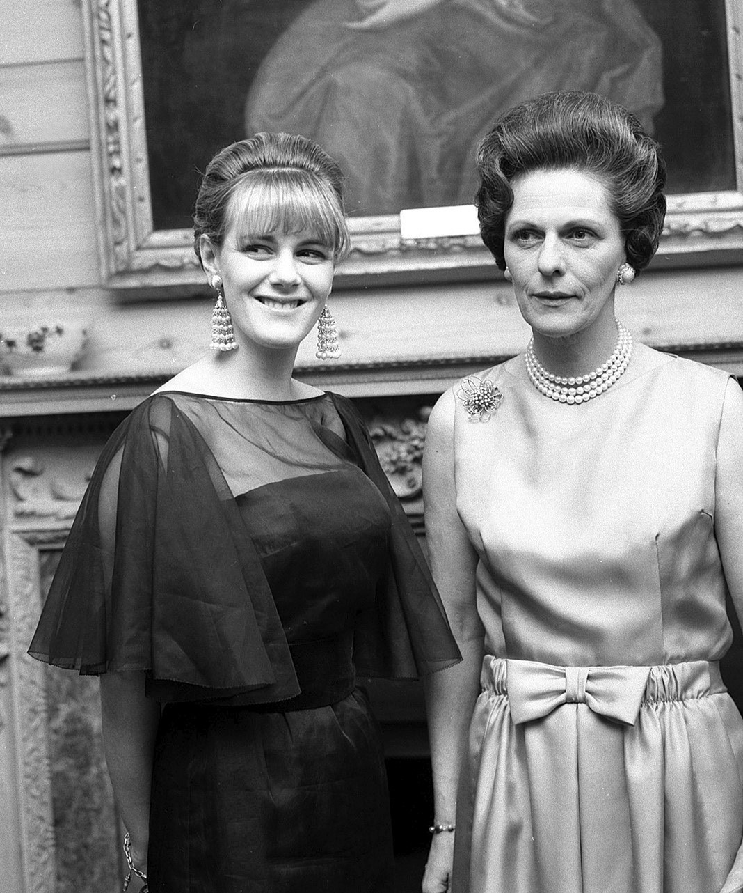 Камилла с матерью Розалинд Шанд Ред, 1965 г.