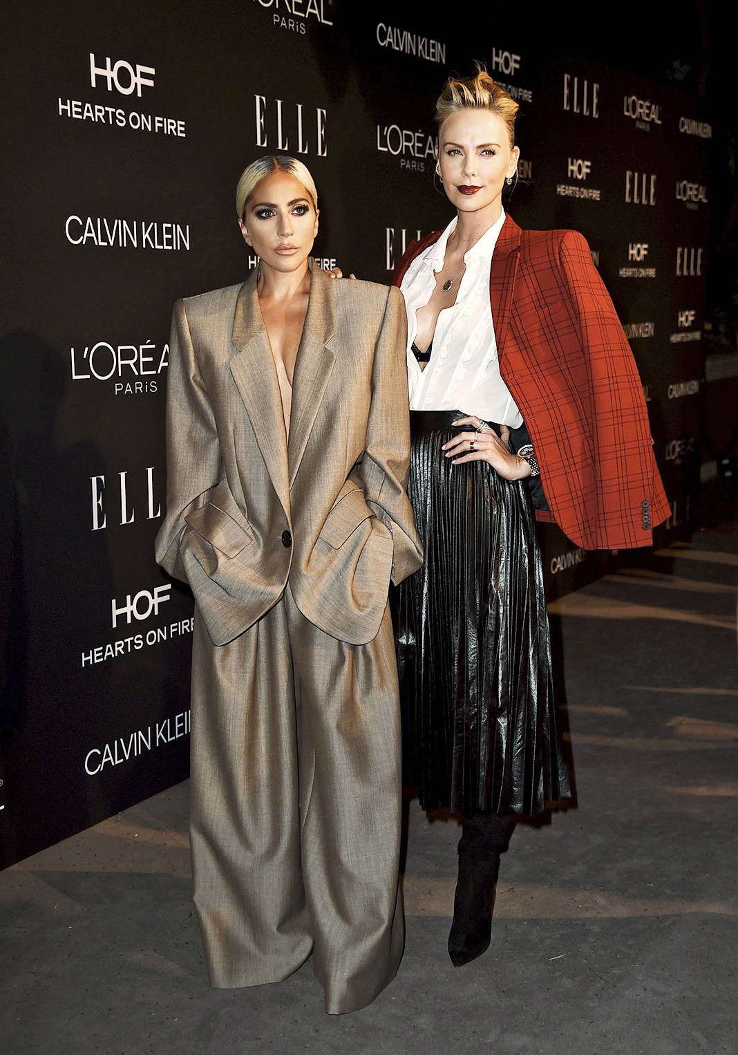 Леди Гага, Шарлиз Терон на 25-й ежегодной премии ELLE Women in Hollywood в Беверли-Хиллз, 15 октября 2018 г.