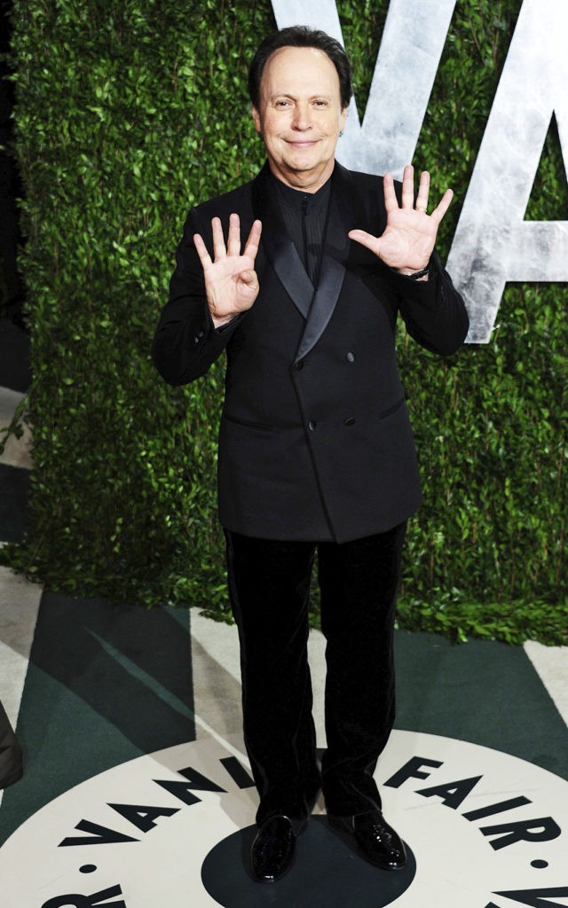 Билли Кристал на оскаровской вечеринке 2012 Vanity Fair в Западном Голливуде, 26 февраля 2012 г.
