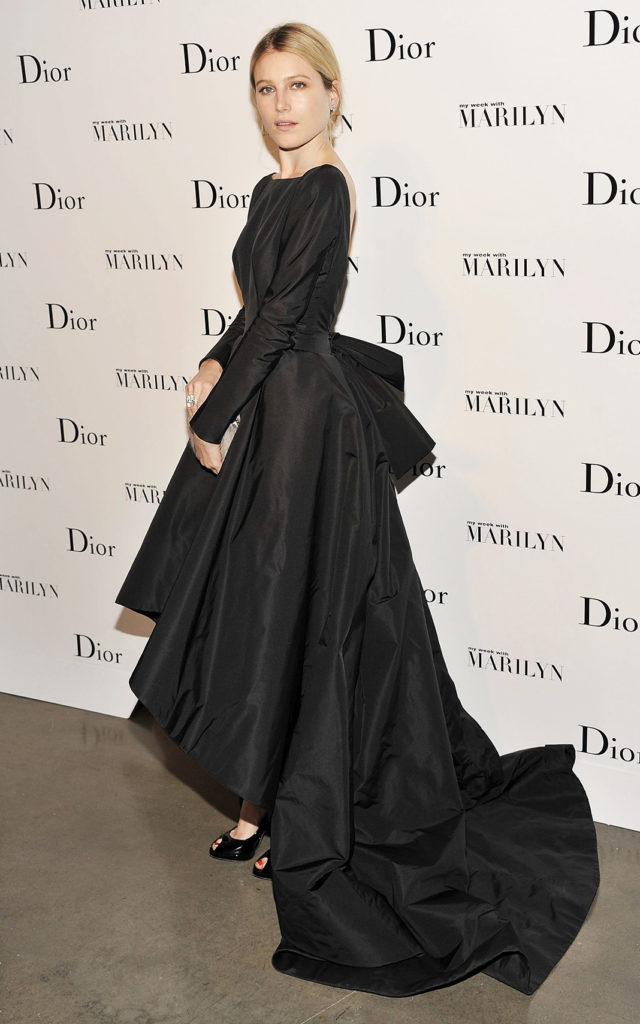 Дри Хемингуэй на открытии выставки Dior и The Weinstein Company «Picturing Marilyn» в Нью-Йорке, 9 ноября 2011 г.