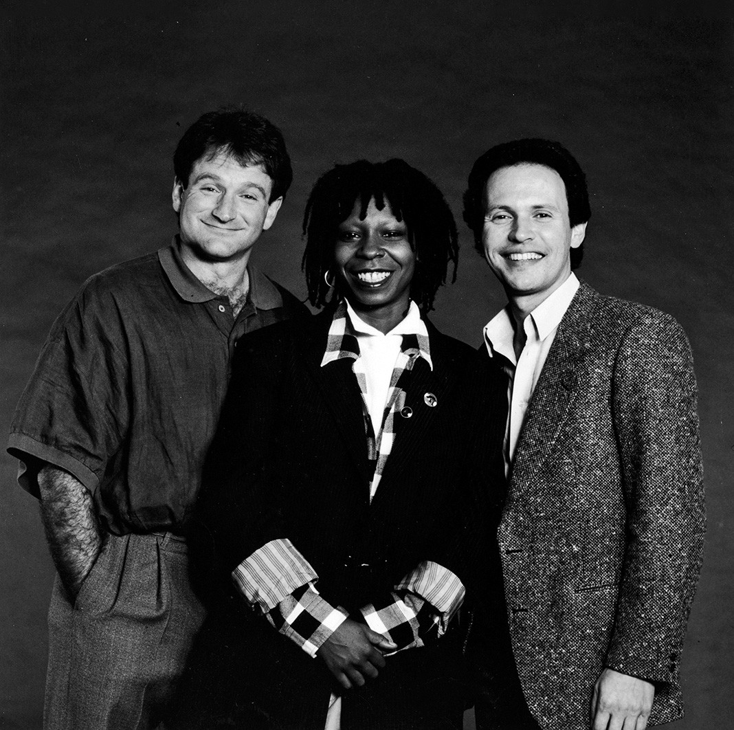 Робин Уильямс, Вупи Голдберг, Билли Кристал, ведущие программы «Comedy Relief», 1986 г.