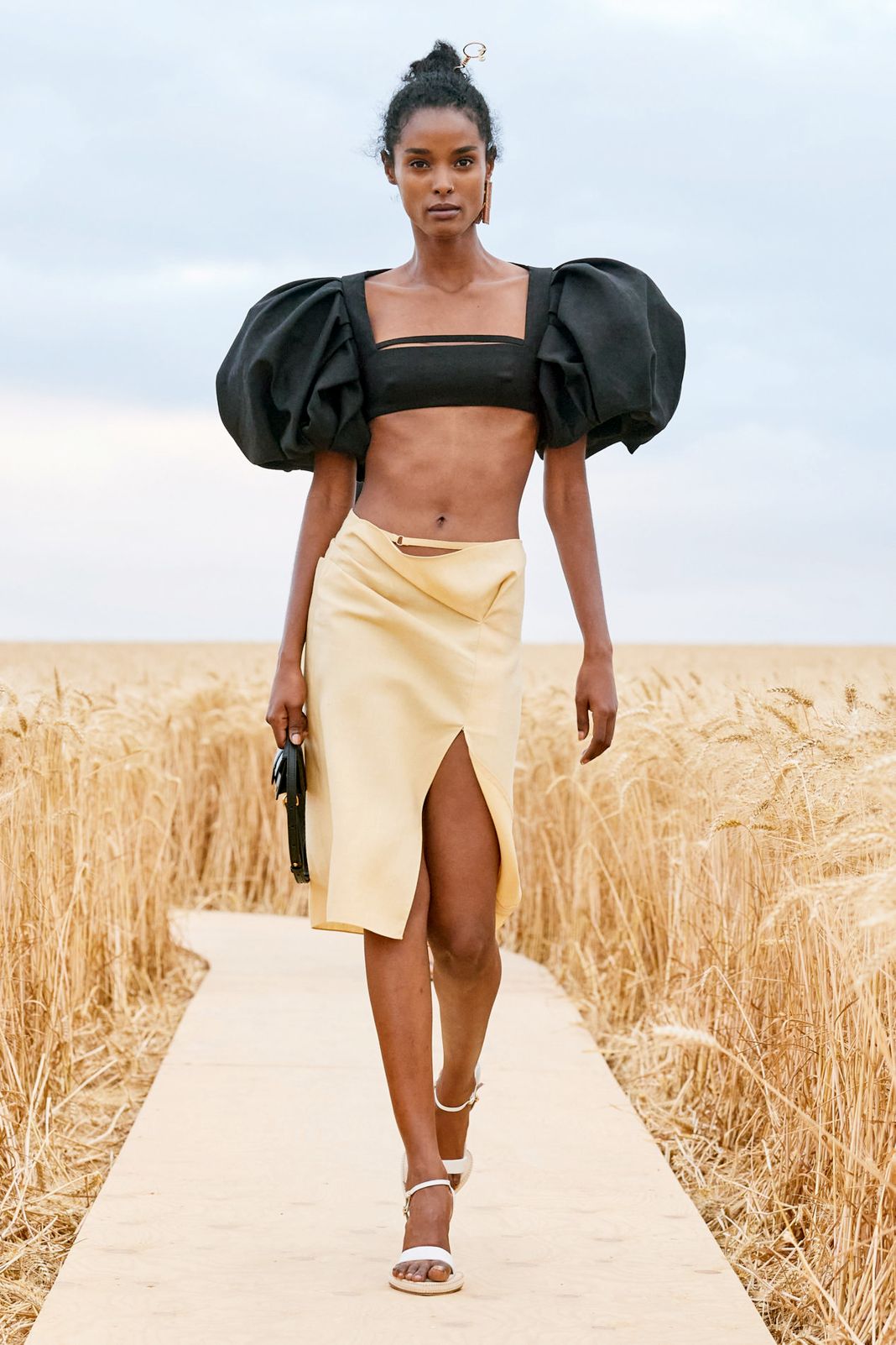 Jacquemus S/S 2021 Ready-to-Wear 