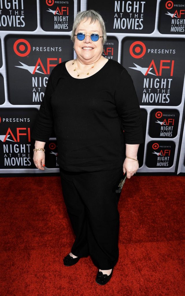 Кэти Бейтс на красной дорожке Target Presents AFI's Night в Голливуде, 24 апреля 2013 г.